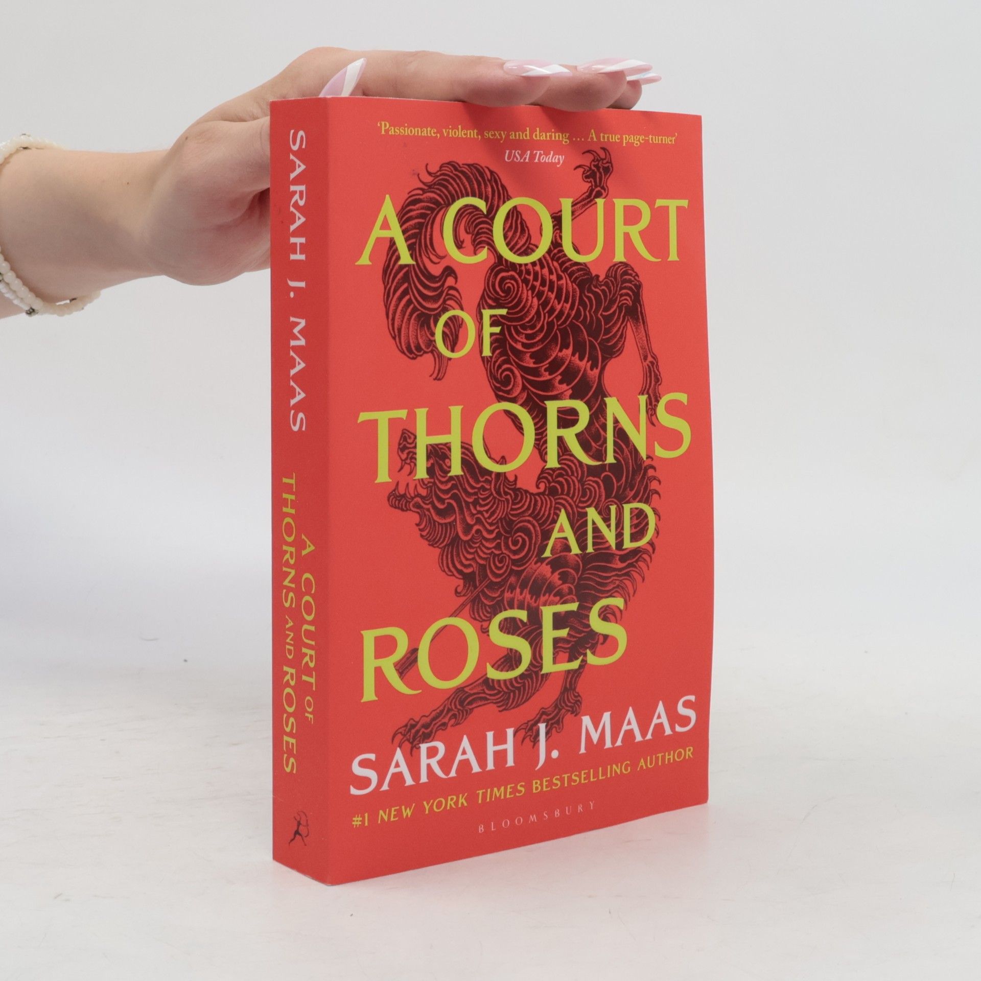 Sarah J. Maas A Court of Thorns and Roses
