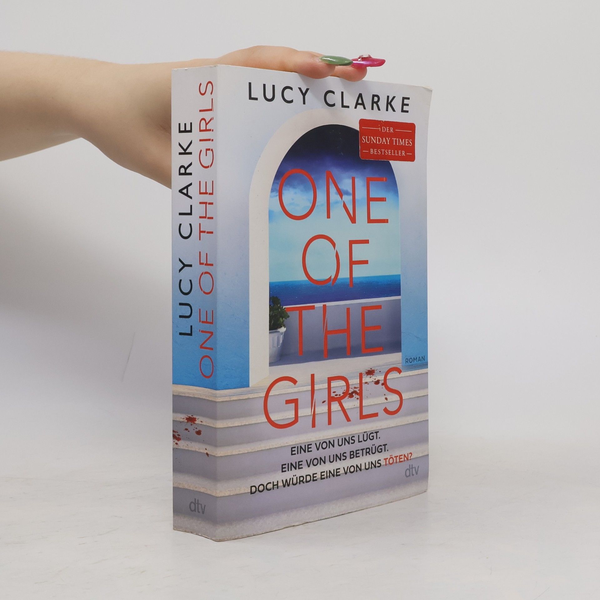 Lucy Clarke One of the Girls
