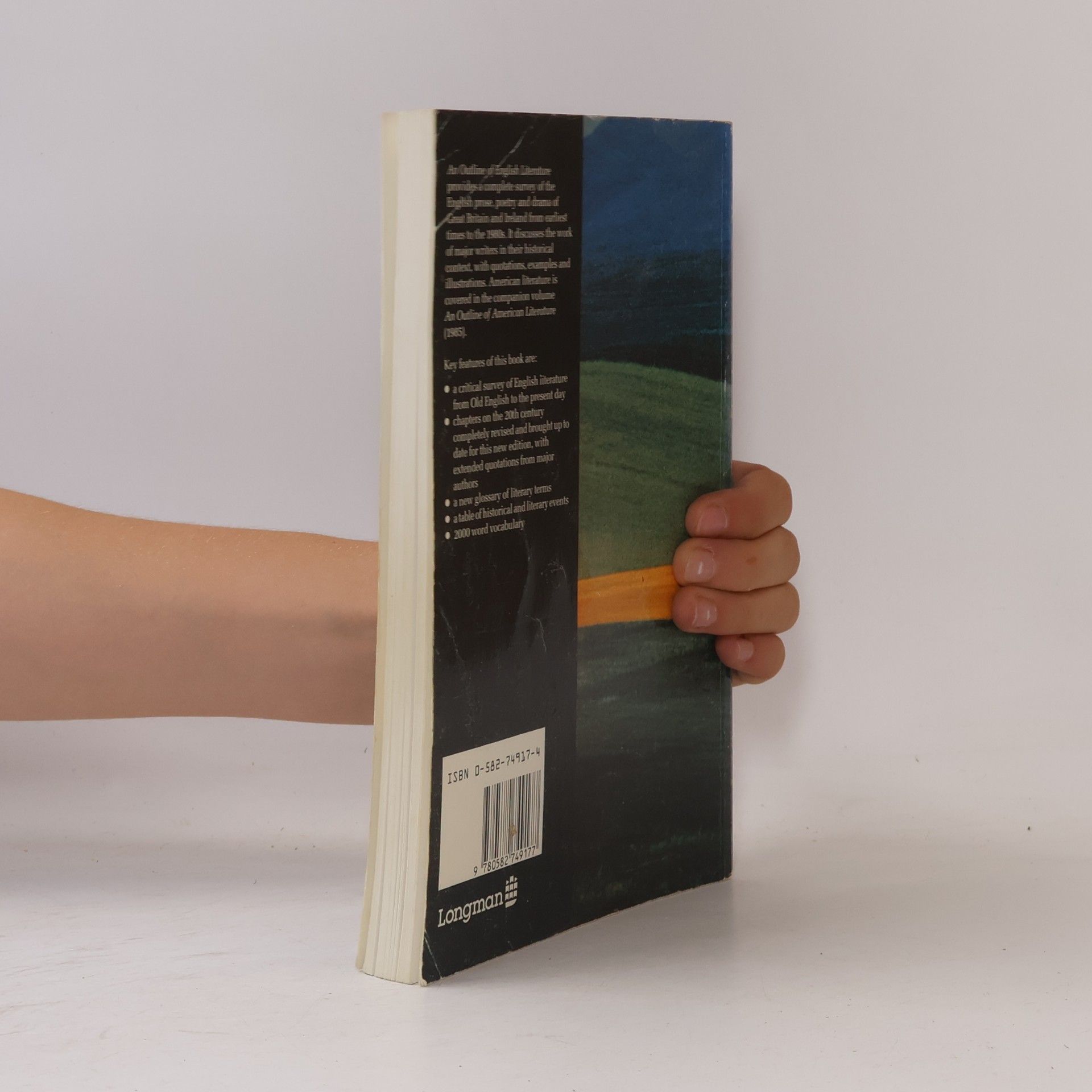 Gwyneth Roberts An Outline of English Literature