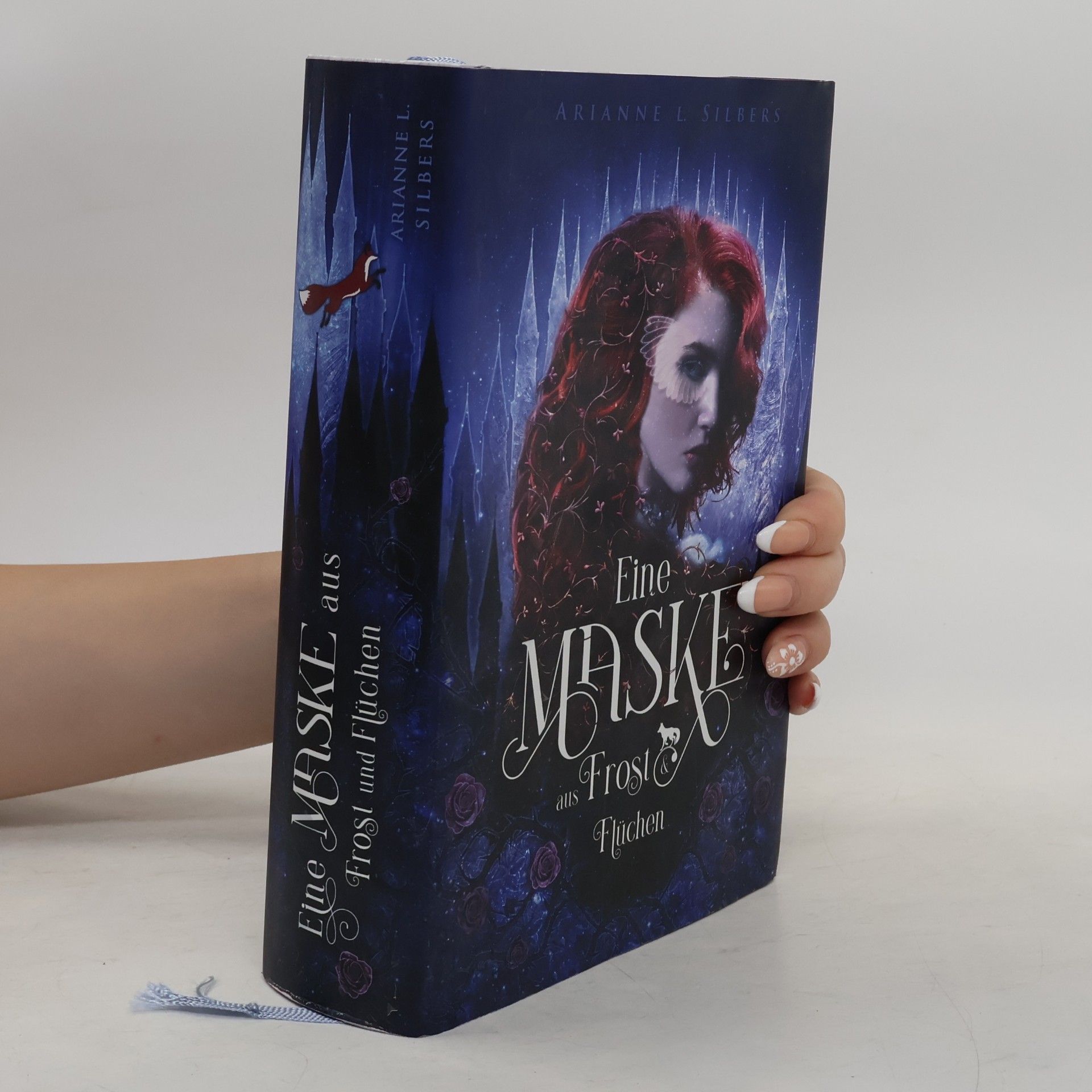 Arianne L. Silbers Eine Maske aus Frost und Flüchen