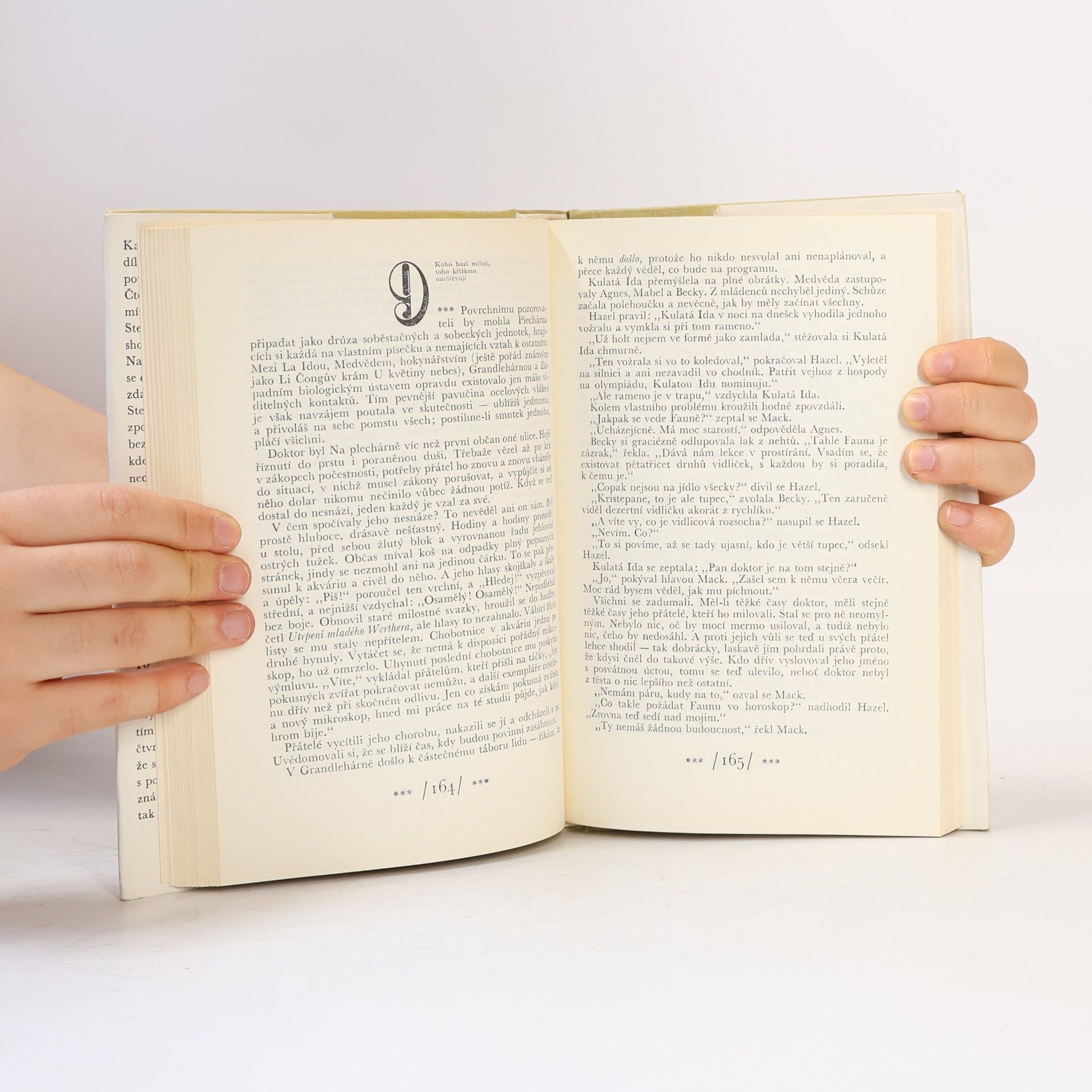 John Steinbeck Na plechárně. Sladký čtvrtek