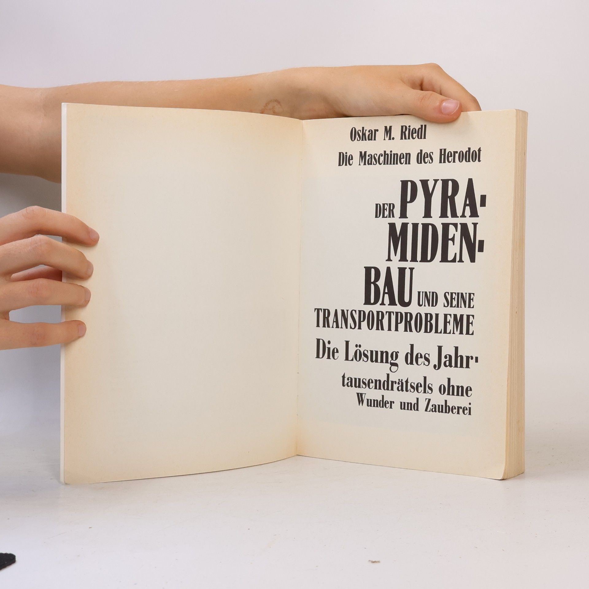Oskar M. Riedl Der Pyramidenbau