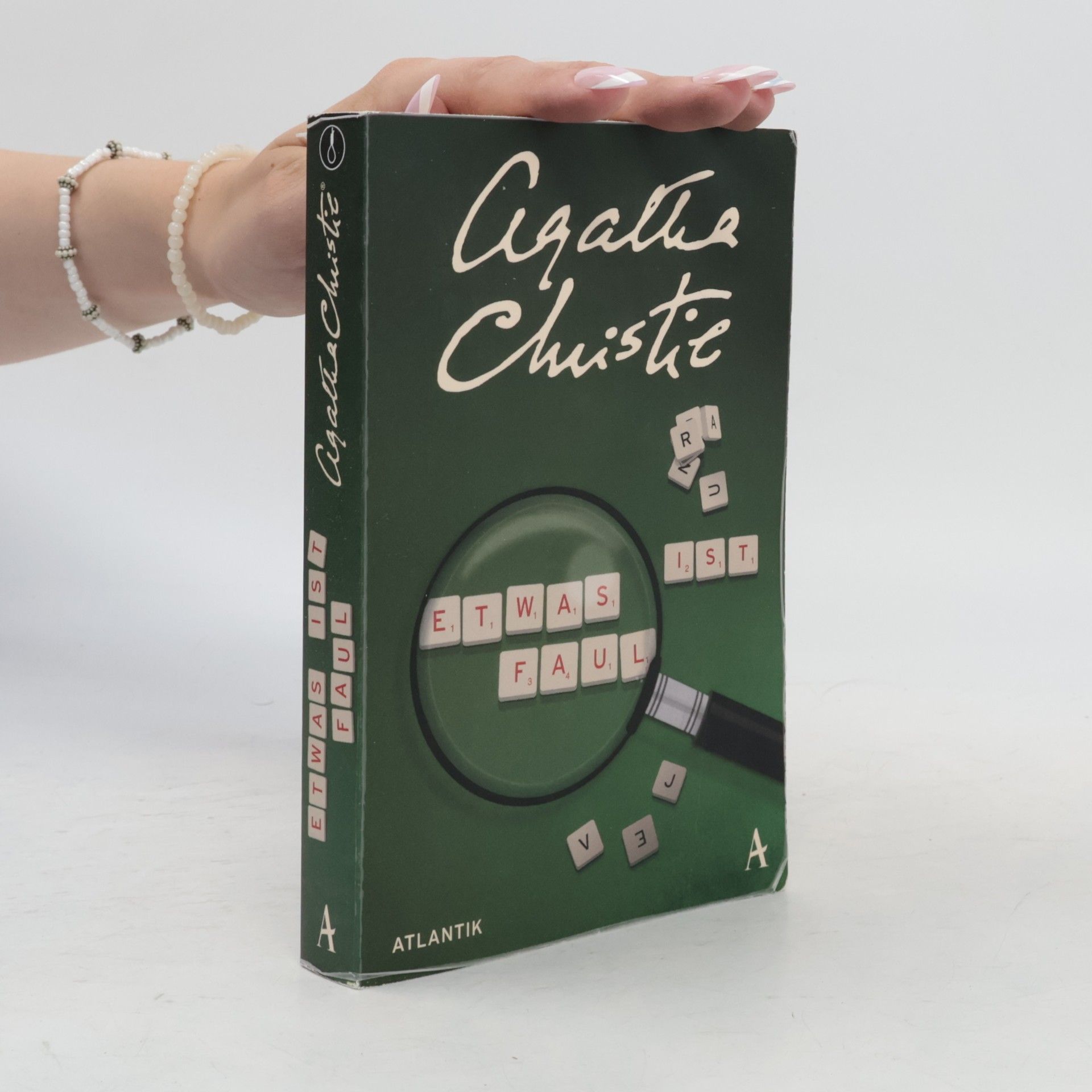 Agatha Christie Etwas ist faul