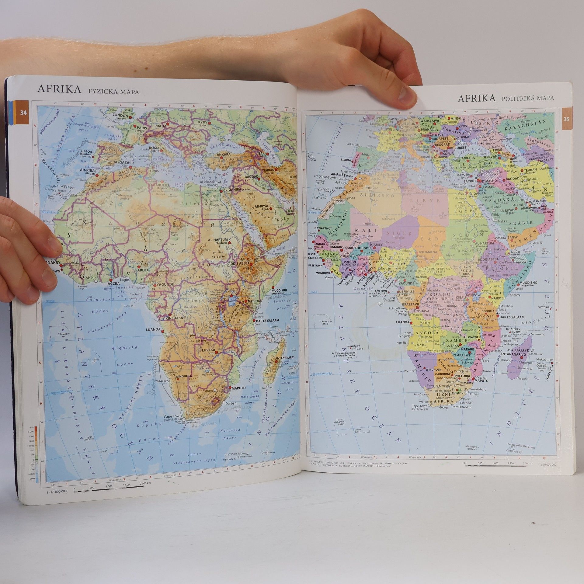 Collectif d'auteurs Atlas světa pro každého