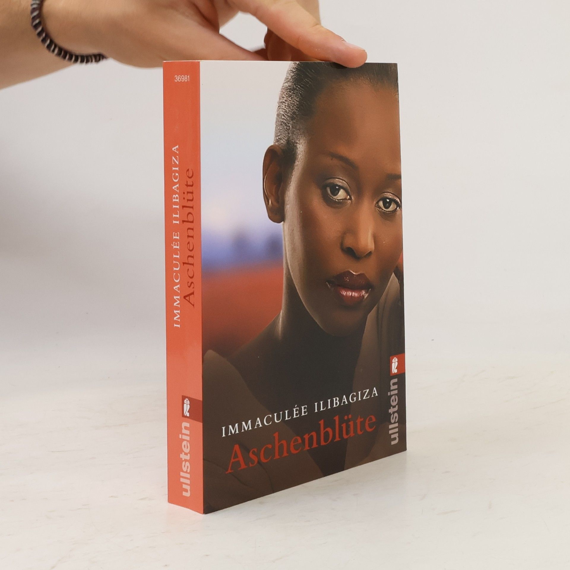Immaculée Ilibagiza Aschenblüte