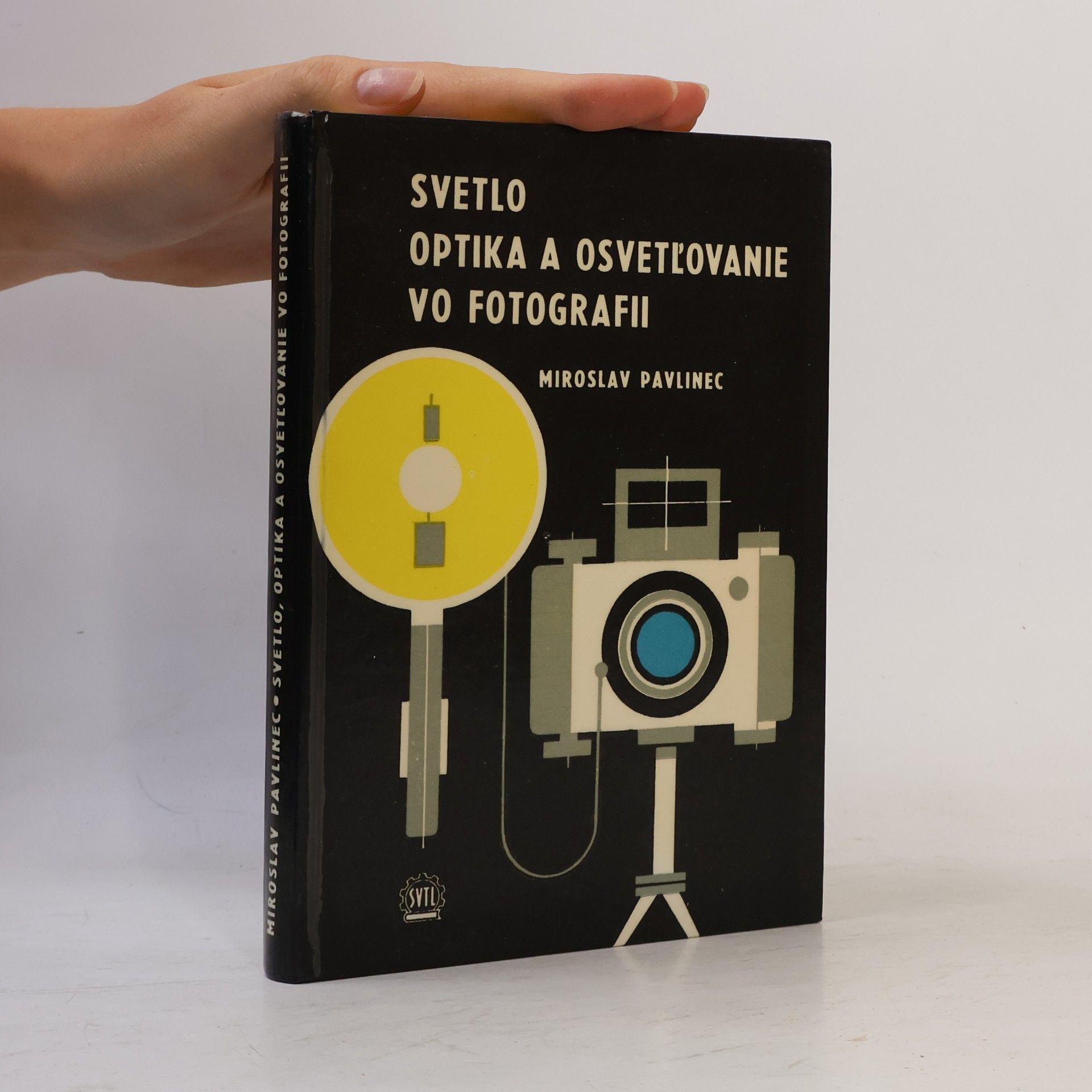 Svetlo, optika a osvetlovanie vo fotografii