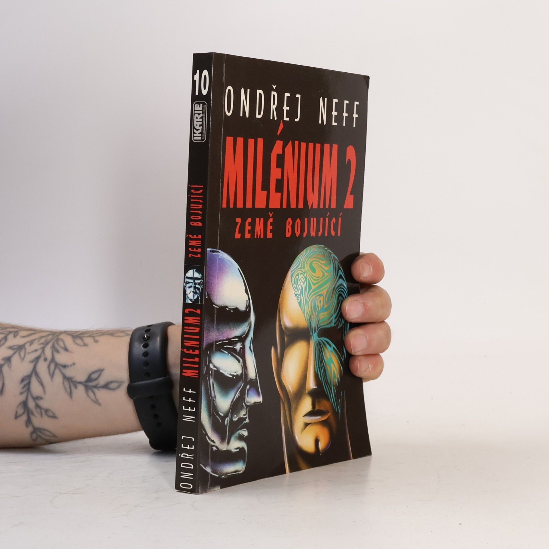 Ondřej Neff Milénium 2. Země bojující