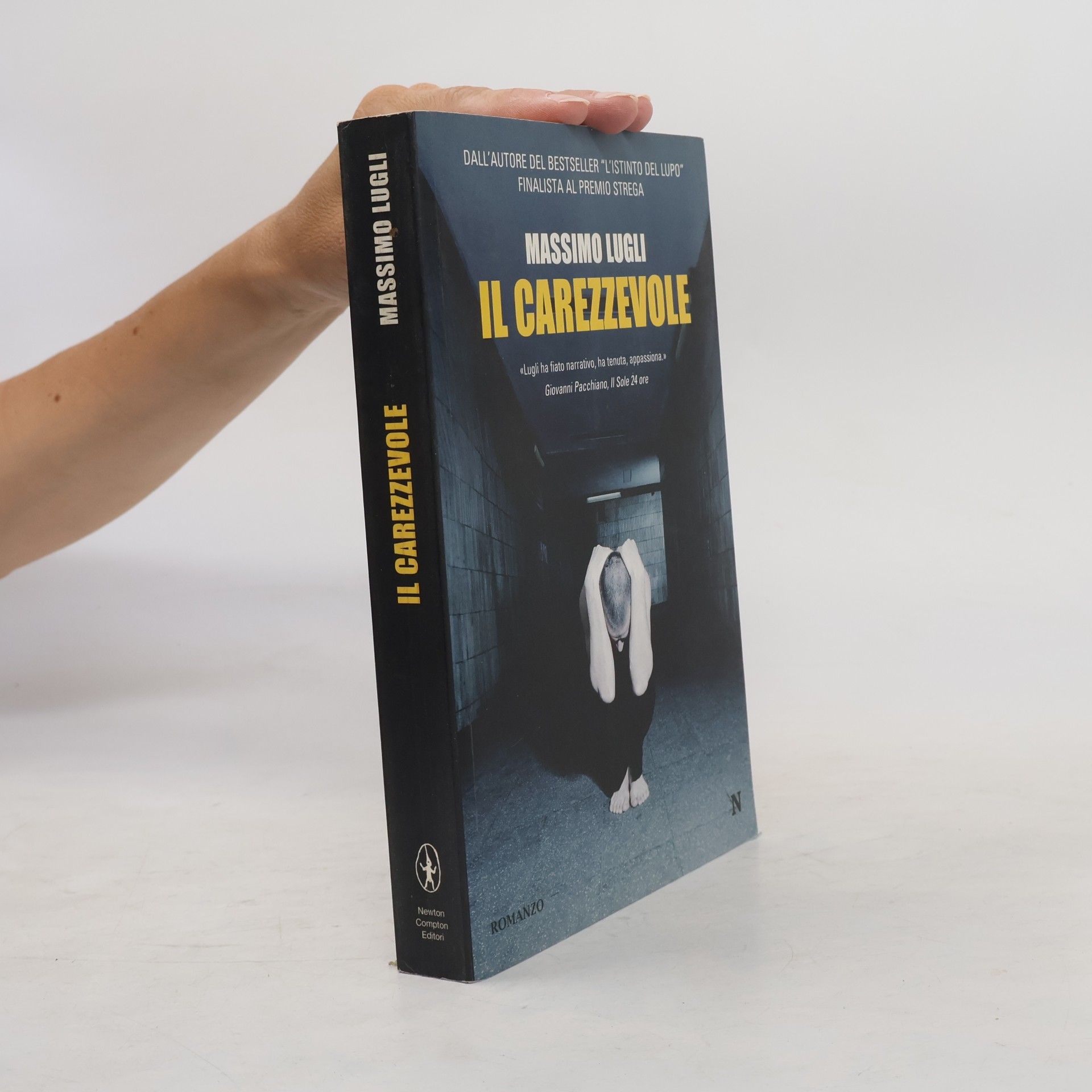 Massimo Lugli Nuova narrativa Newton: Il carezzevole
