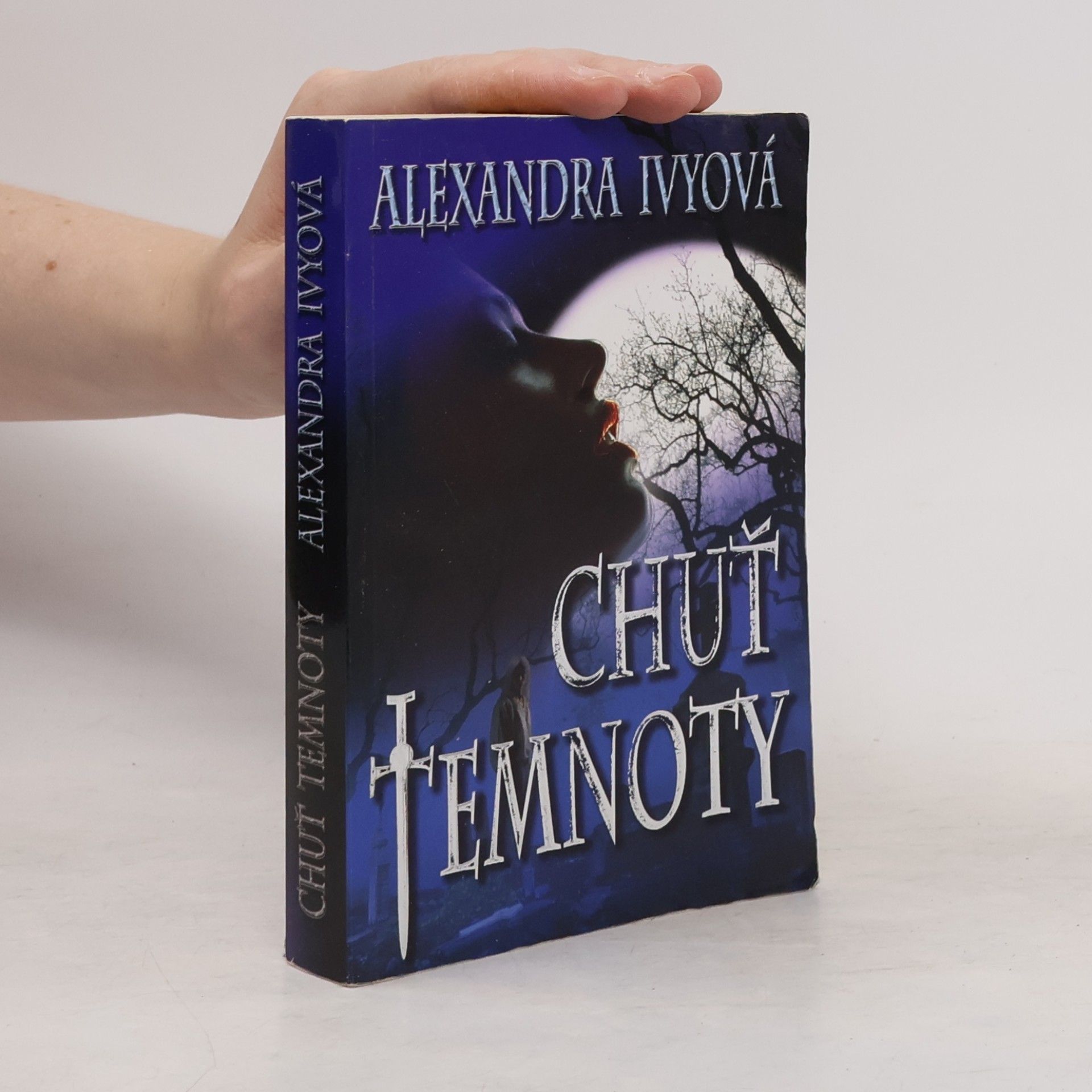Alexandra Ivy Chuť temnoty (3. díl série)