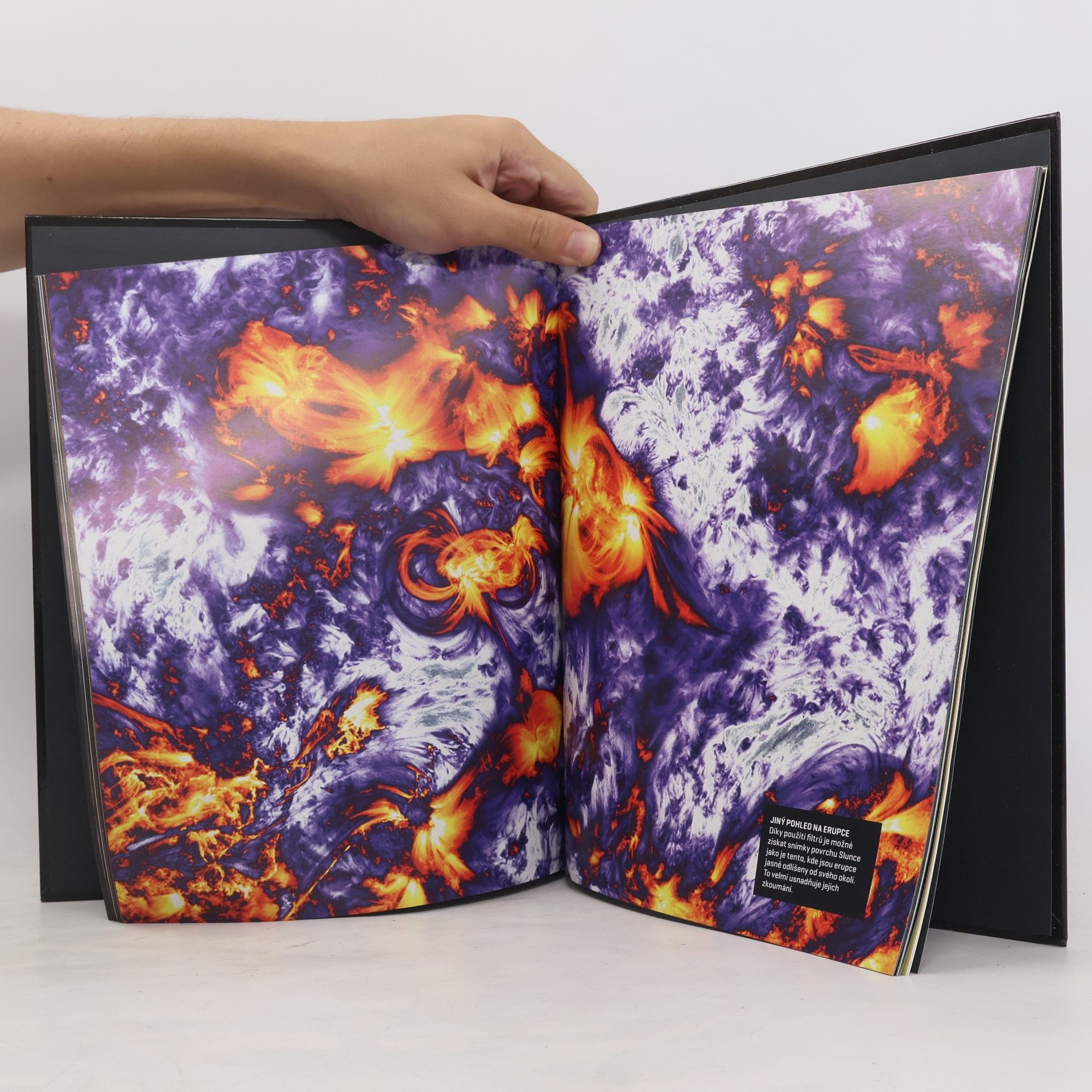 Various authors Atlas Vesmíru 7. Slunce