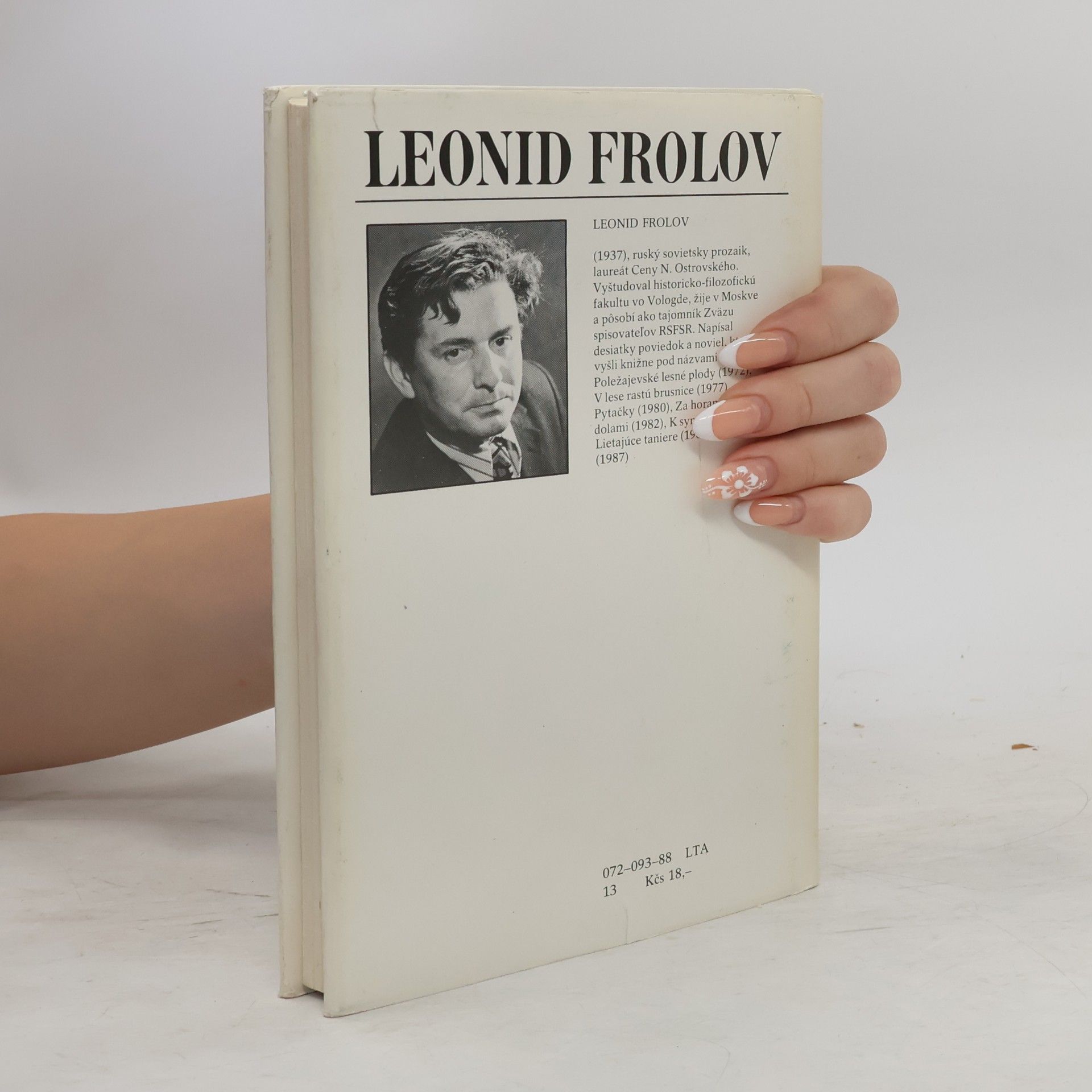 Leonid Frolov Lietajúce taniere