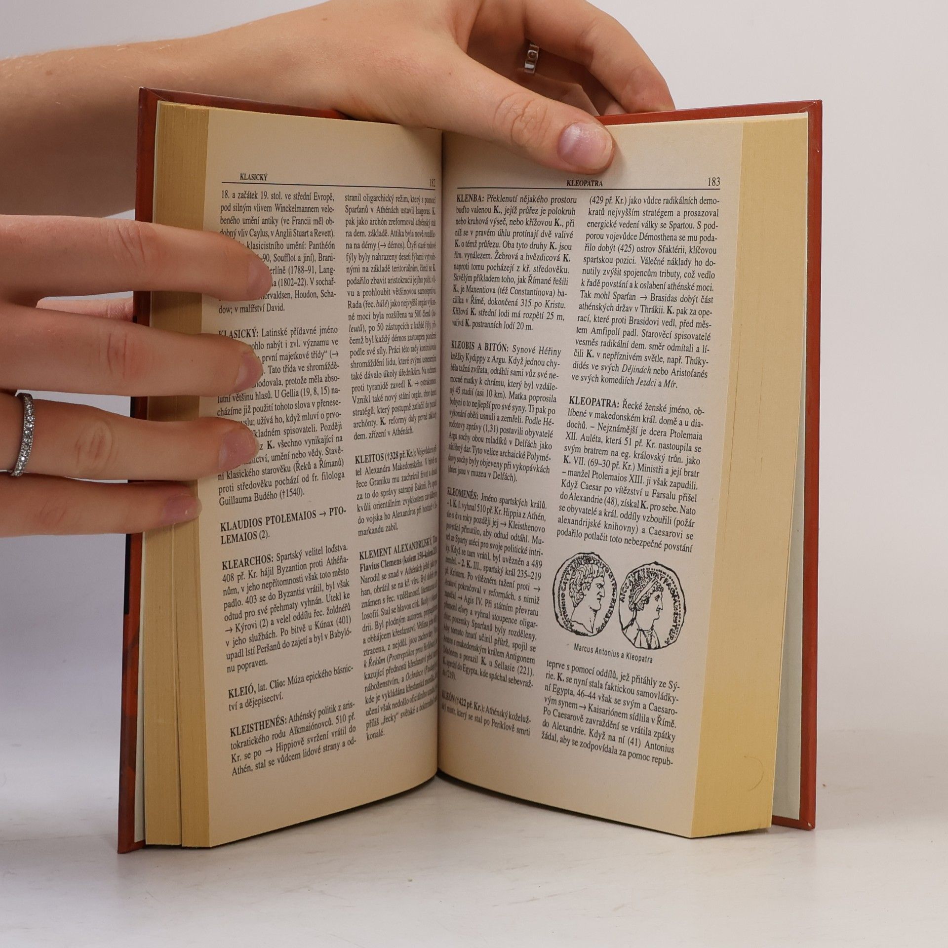 Gerhard Löwe ABC antiky. 2 457 hesel. Mytologie, dějiny, umění
