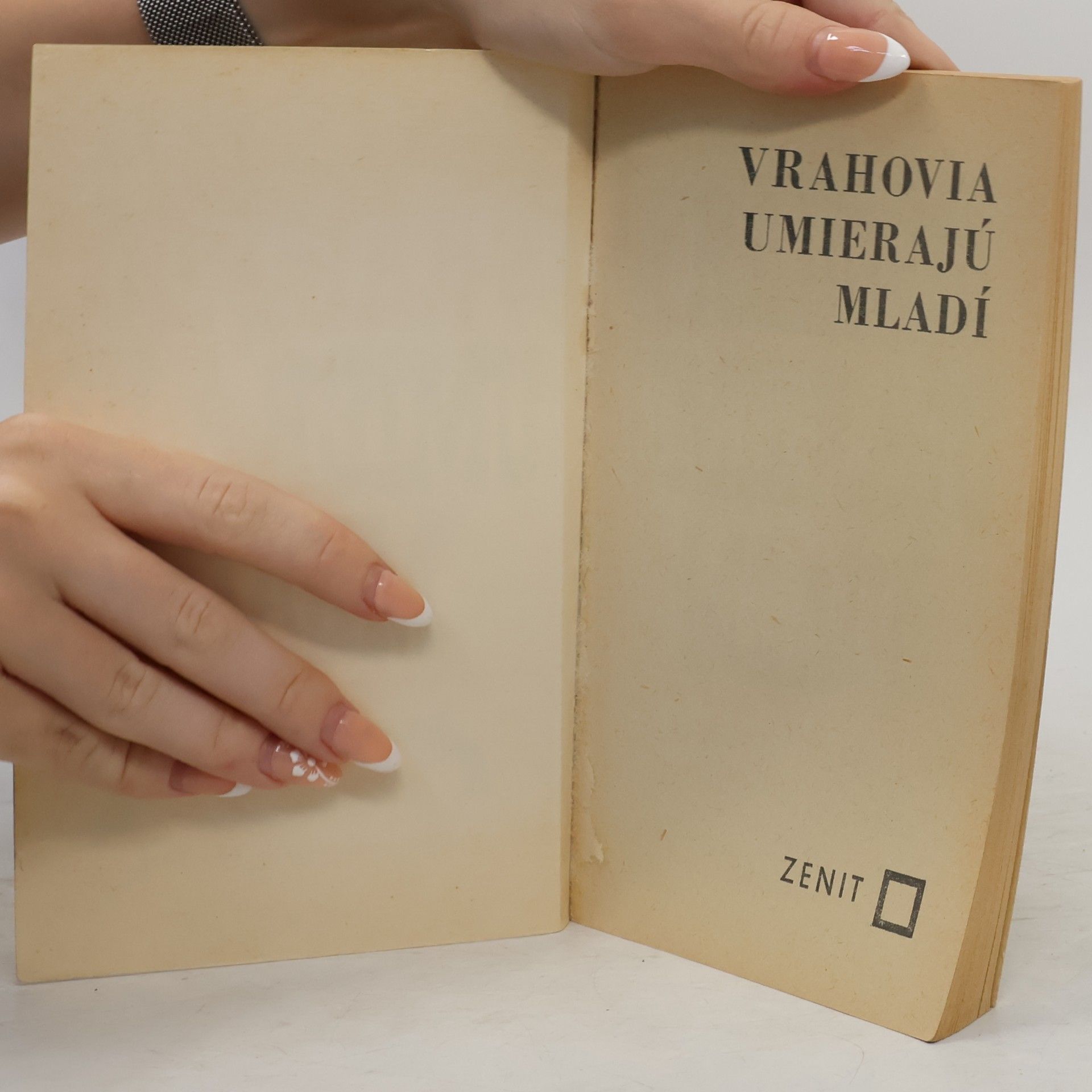 kolektiv Vrahovia umierajú mladí