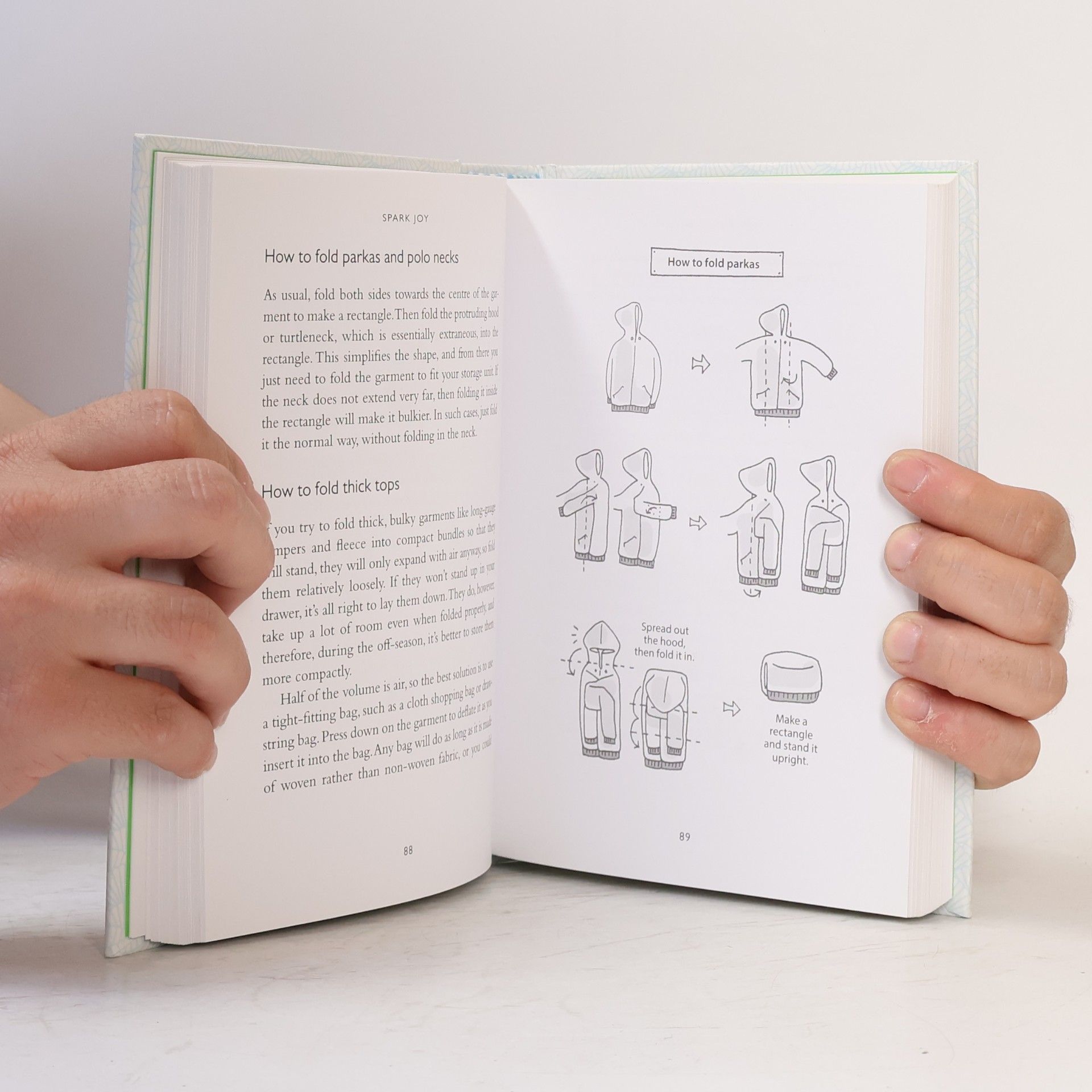 Marie Kondo Spark joy. An illustrated guide to the japanese art of tidying