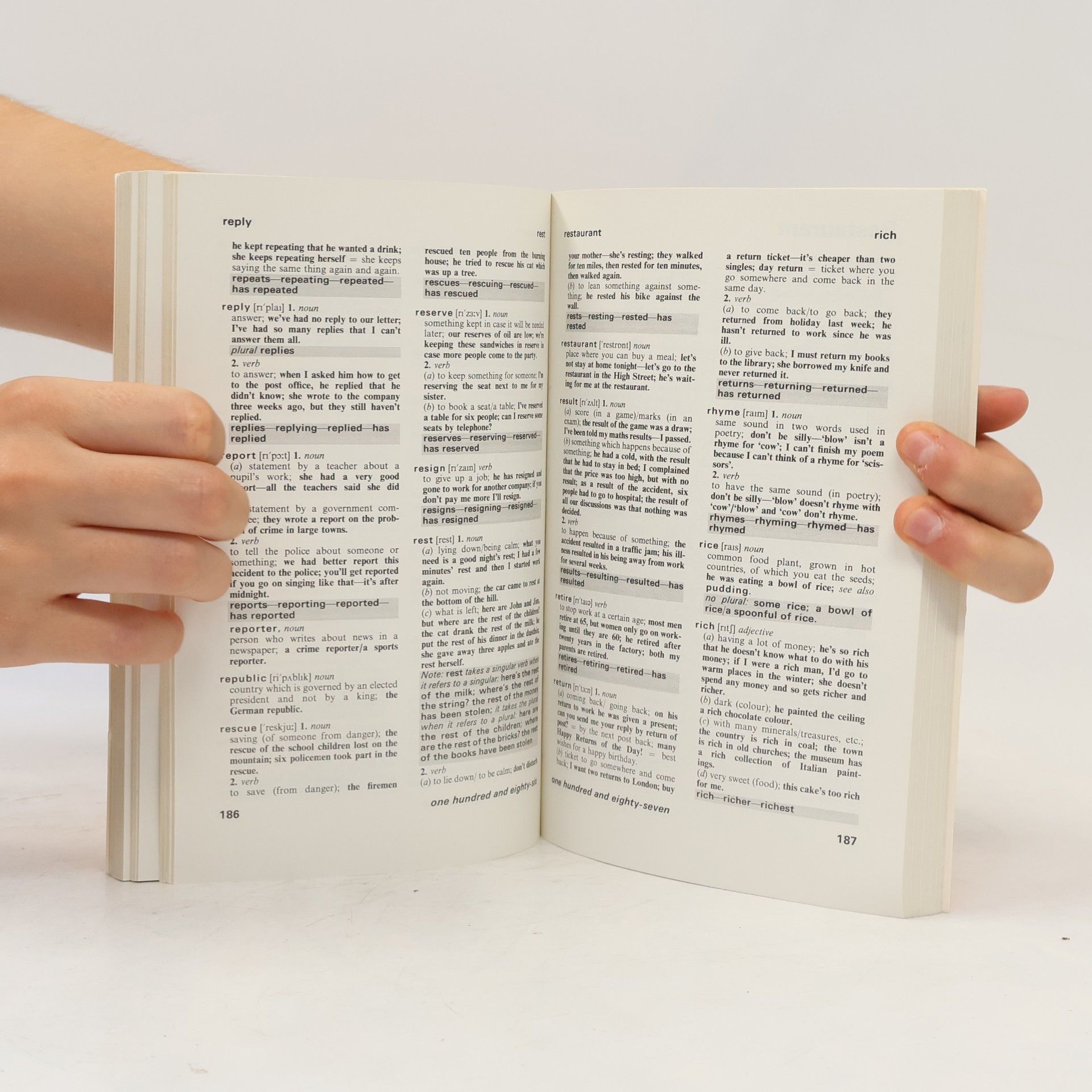 Peter Hodgson Collin Harrap's 2000 [two thousand] word English dictionary