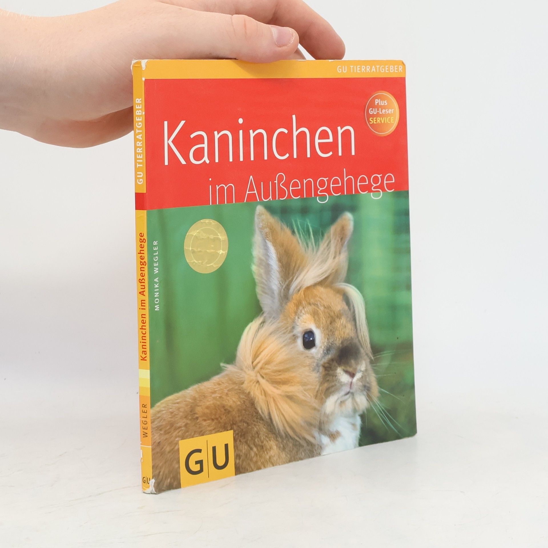 Monika Wegler Kaninchen im Außengehege
