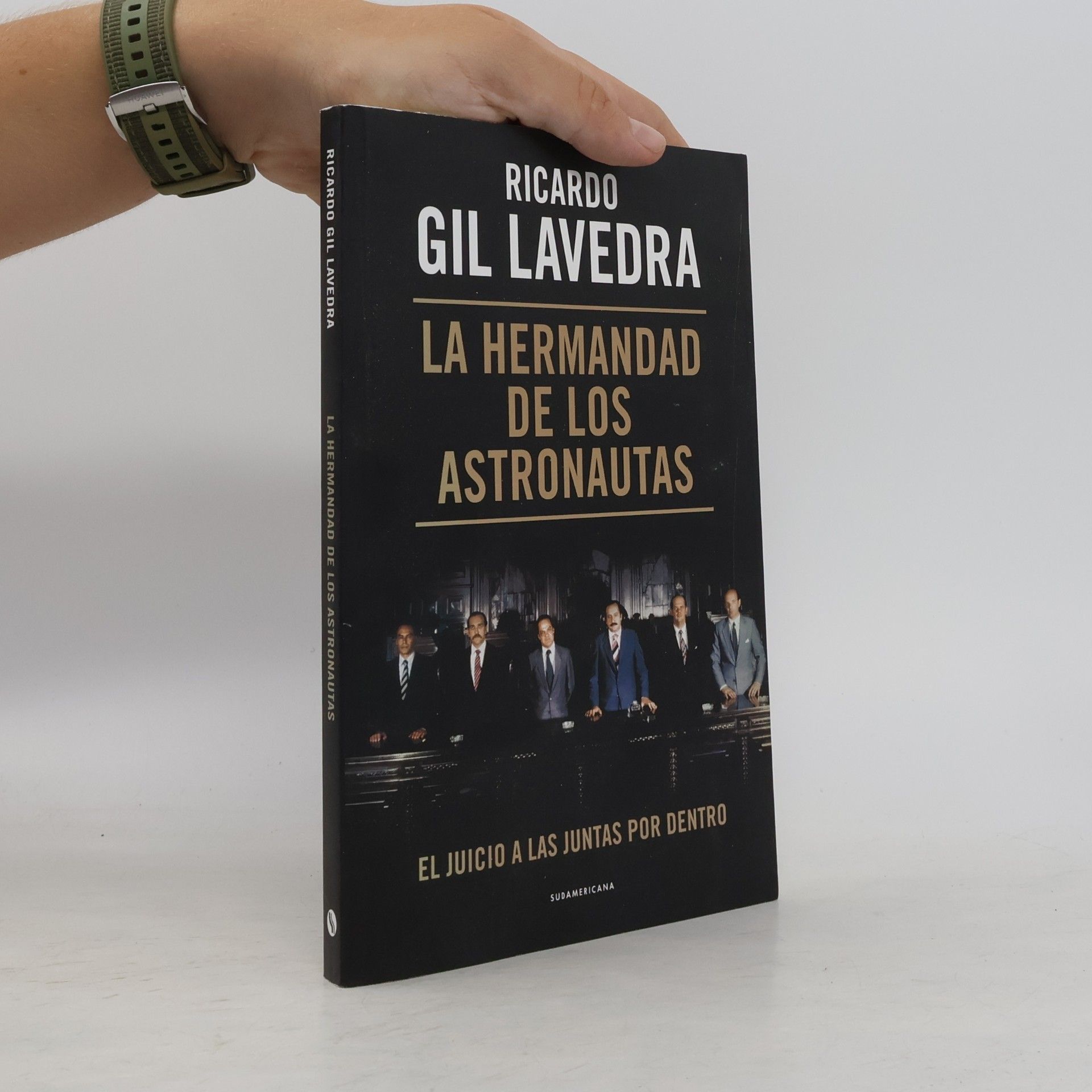 Ricardo Gil Lavedra La hermandad de los astronautas