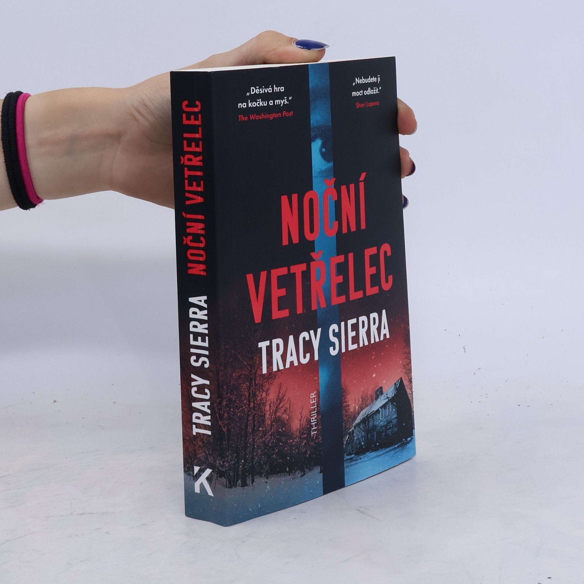 Tracy Sierra Noční vetřelec