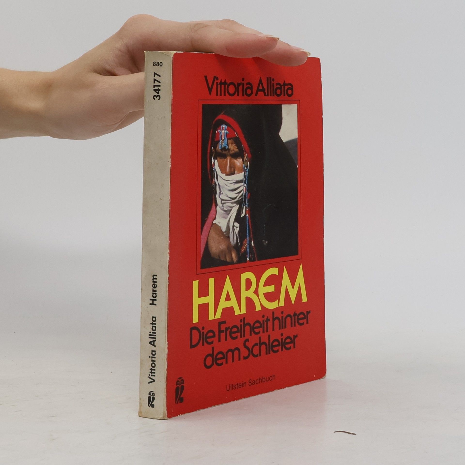 Vittoria Alliata Harem