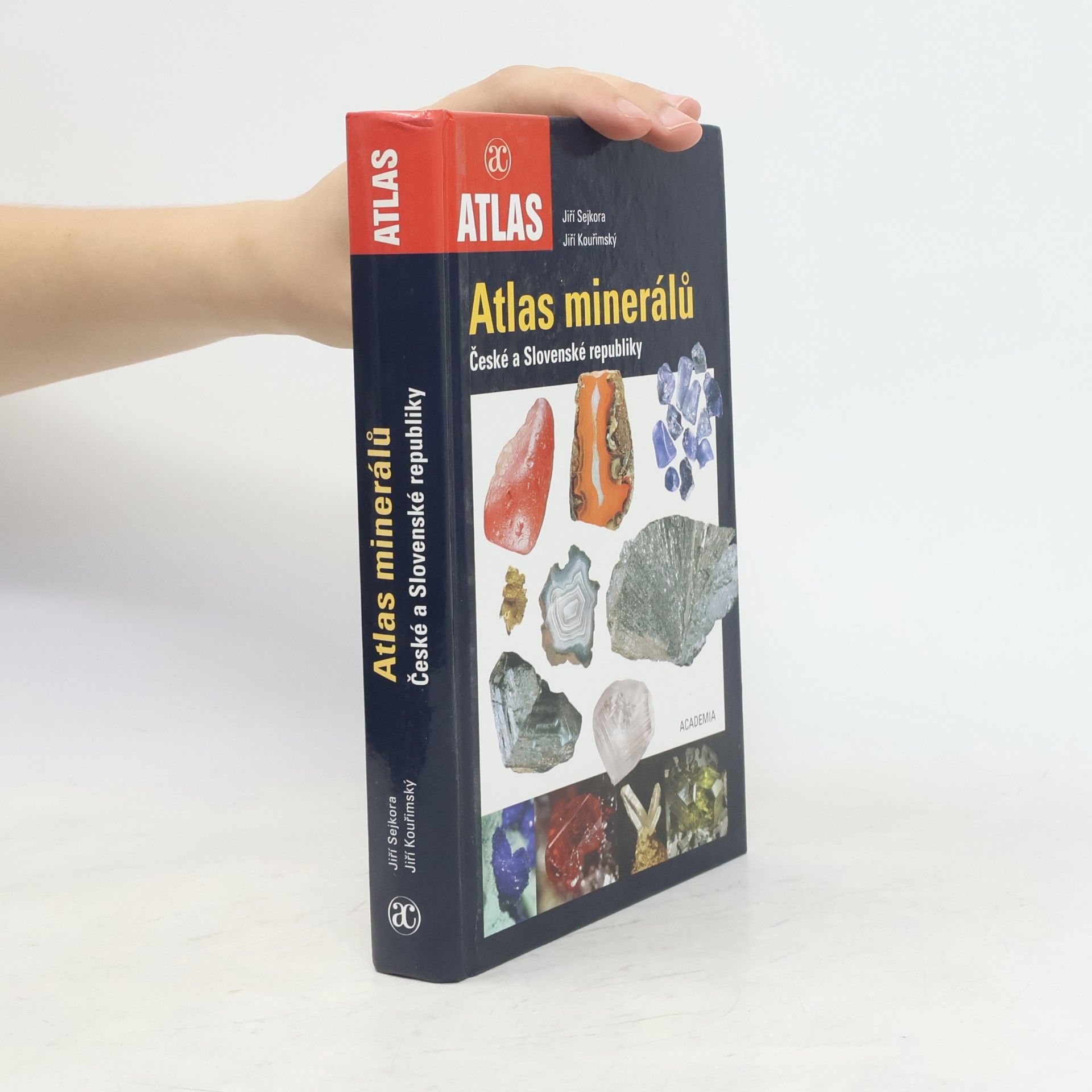 Jiří Kouřimský Atlas minerálů České a Slovenské republiky