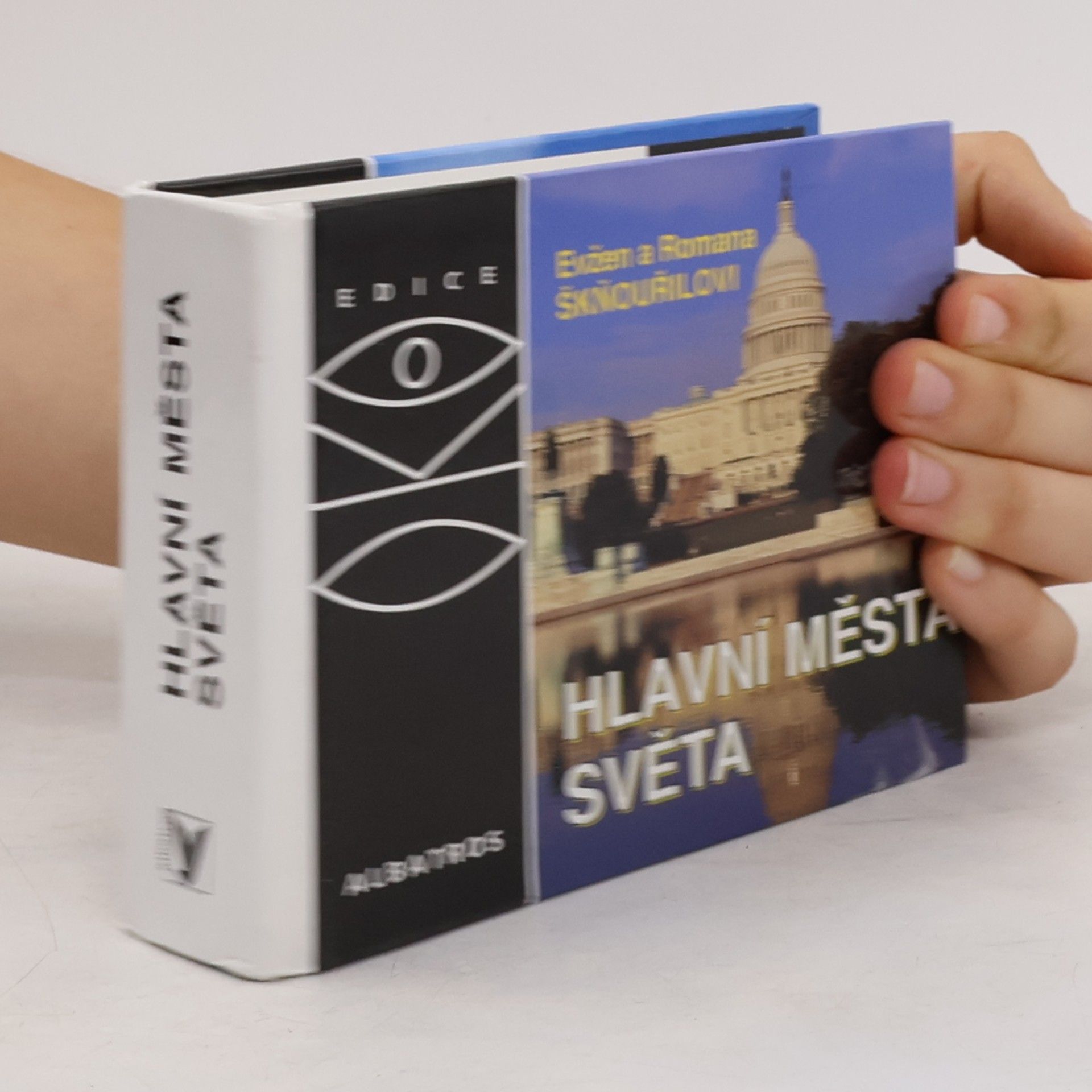 Romana Škňouřilová Hlavní města světa : (mimo Evropu)