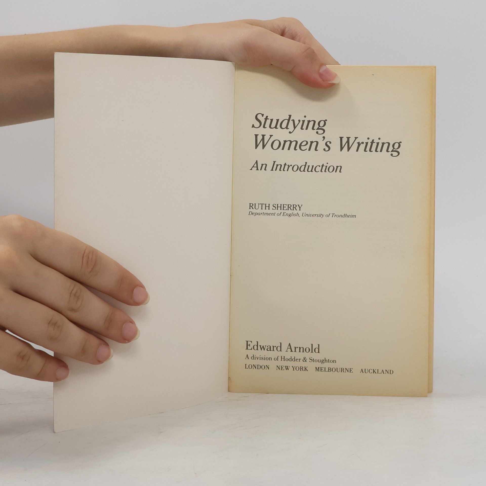 Sherry Ruth Anderson Studying Women's Writing