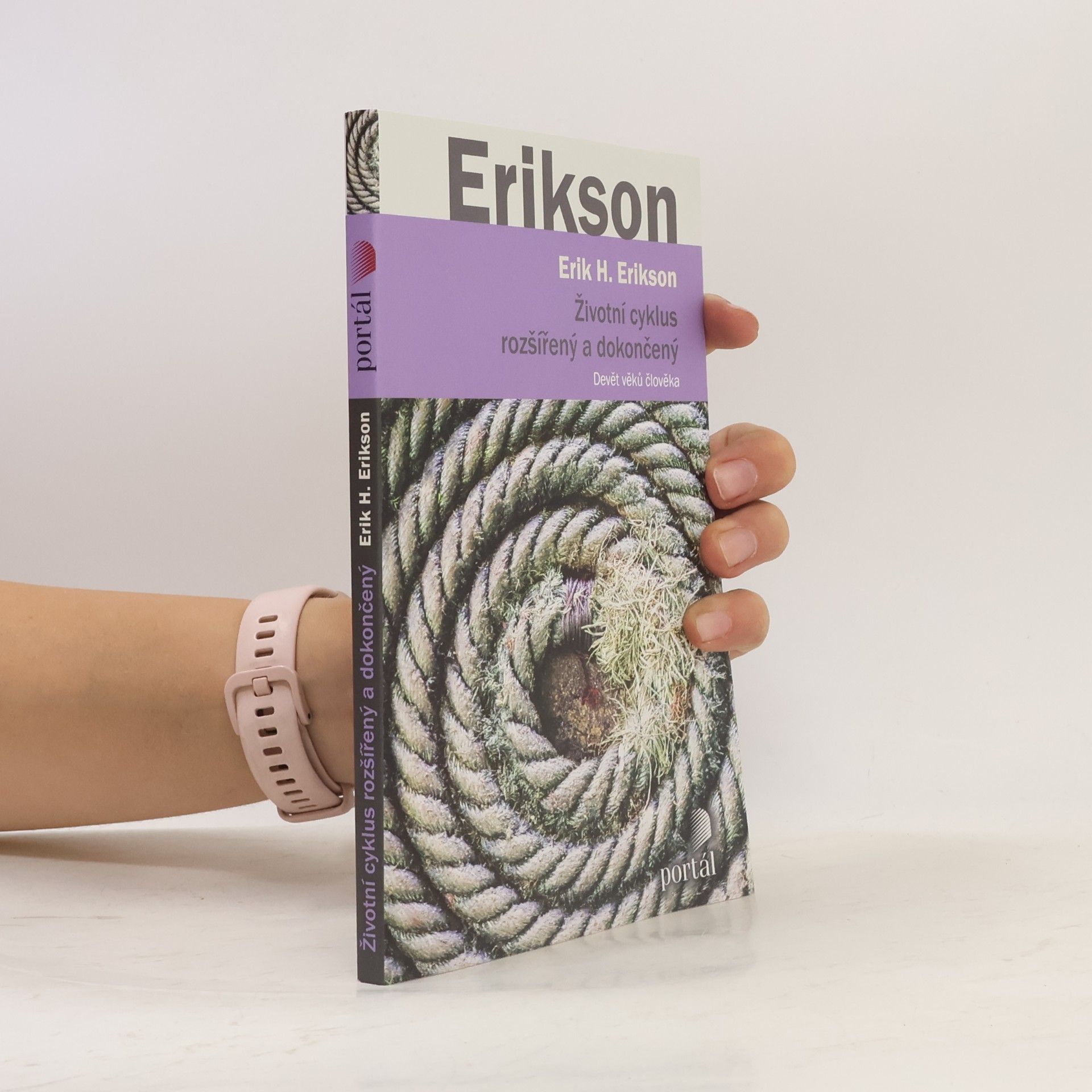 Erik H. Erik Homburger Erikson Životní cyklus rozšířený a dokončený