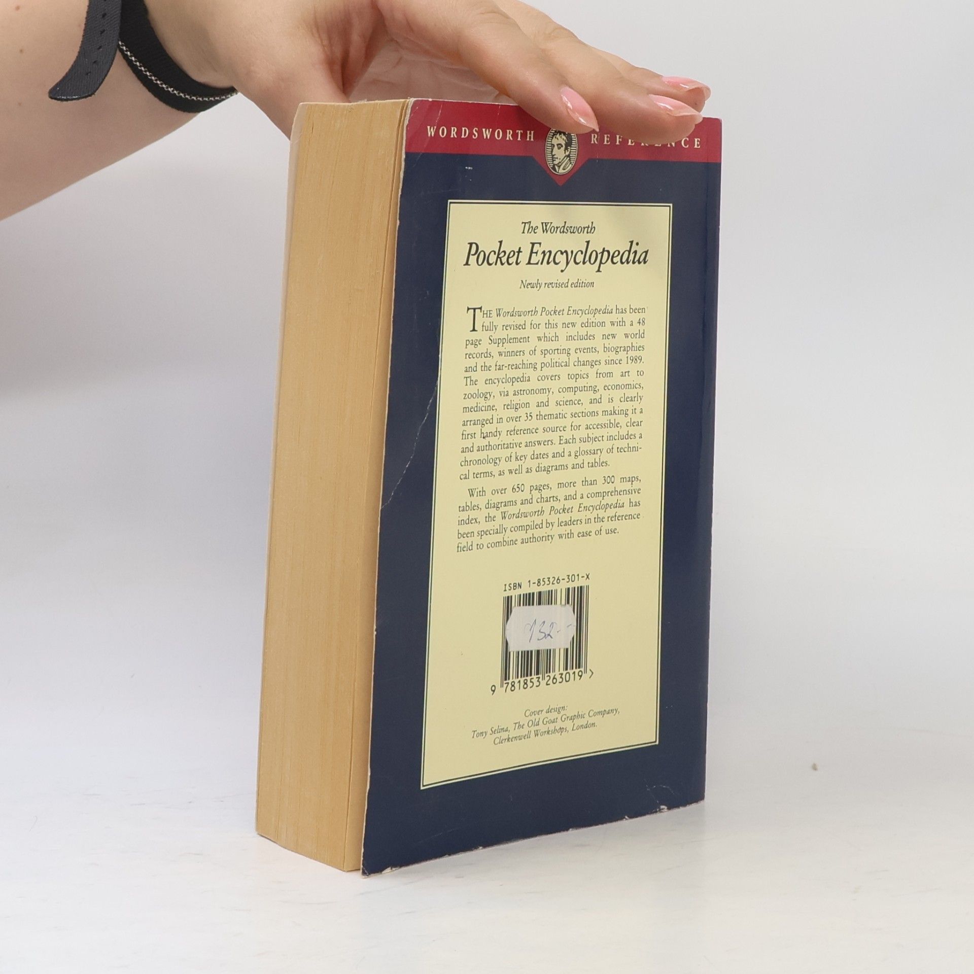 kolektiv The Wordsworth pocket encyclopedia