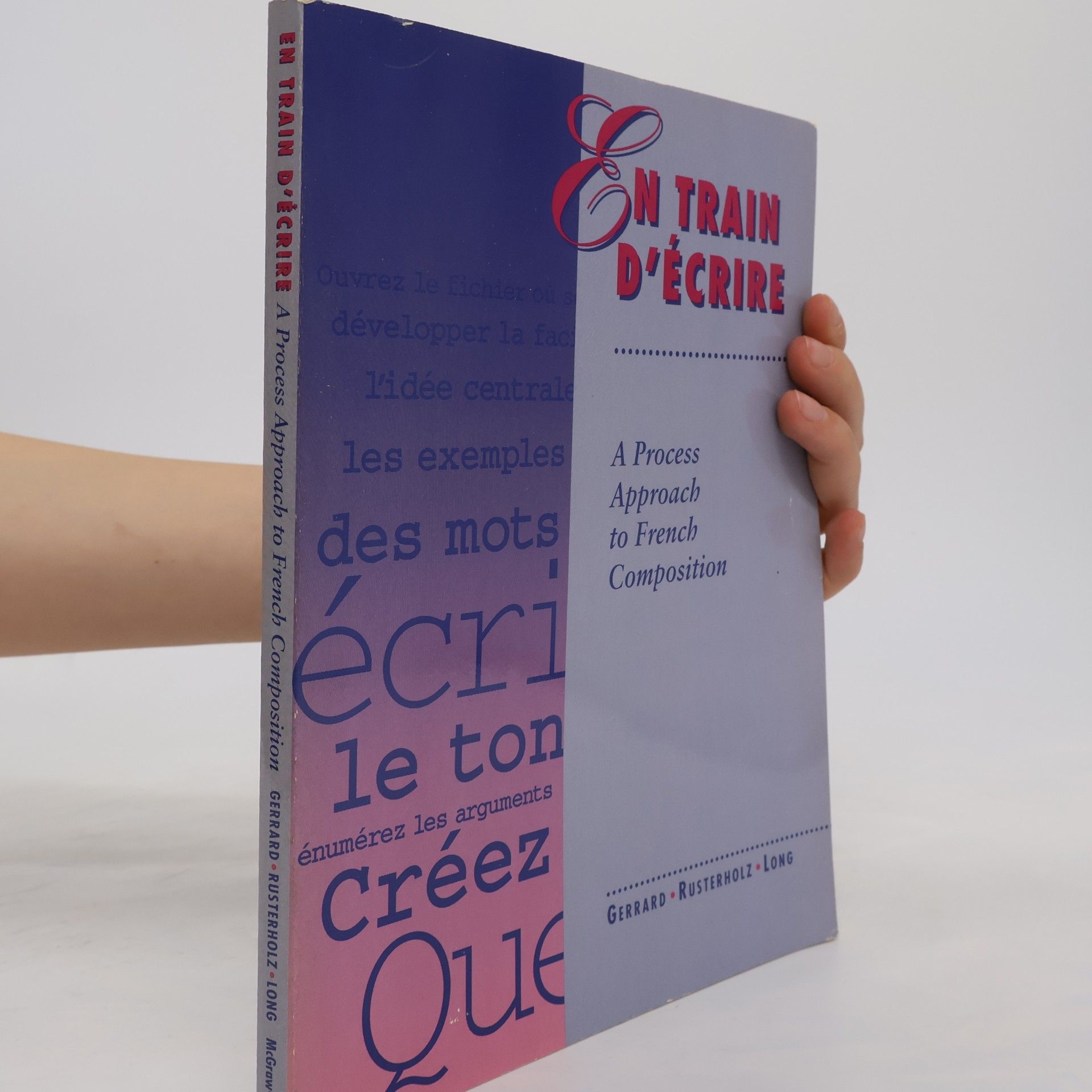 En train d'écrire
