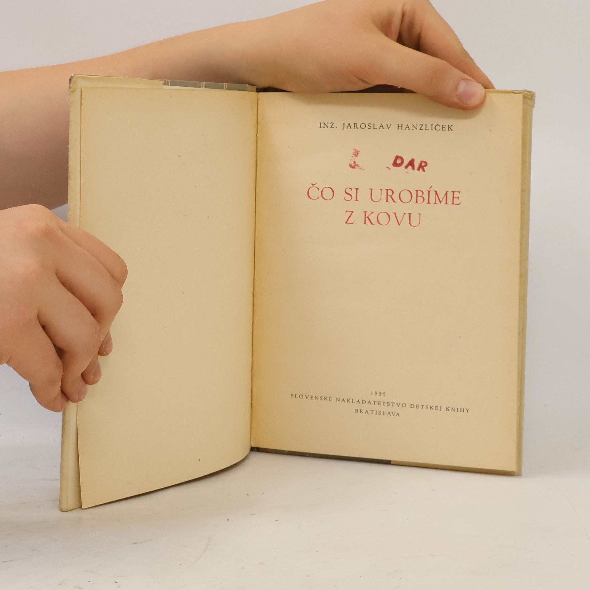 Collectif d'auteurs Čo si urobíme z kovů