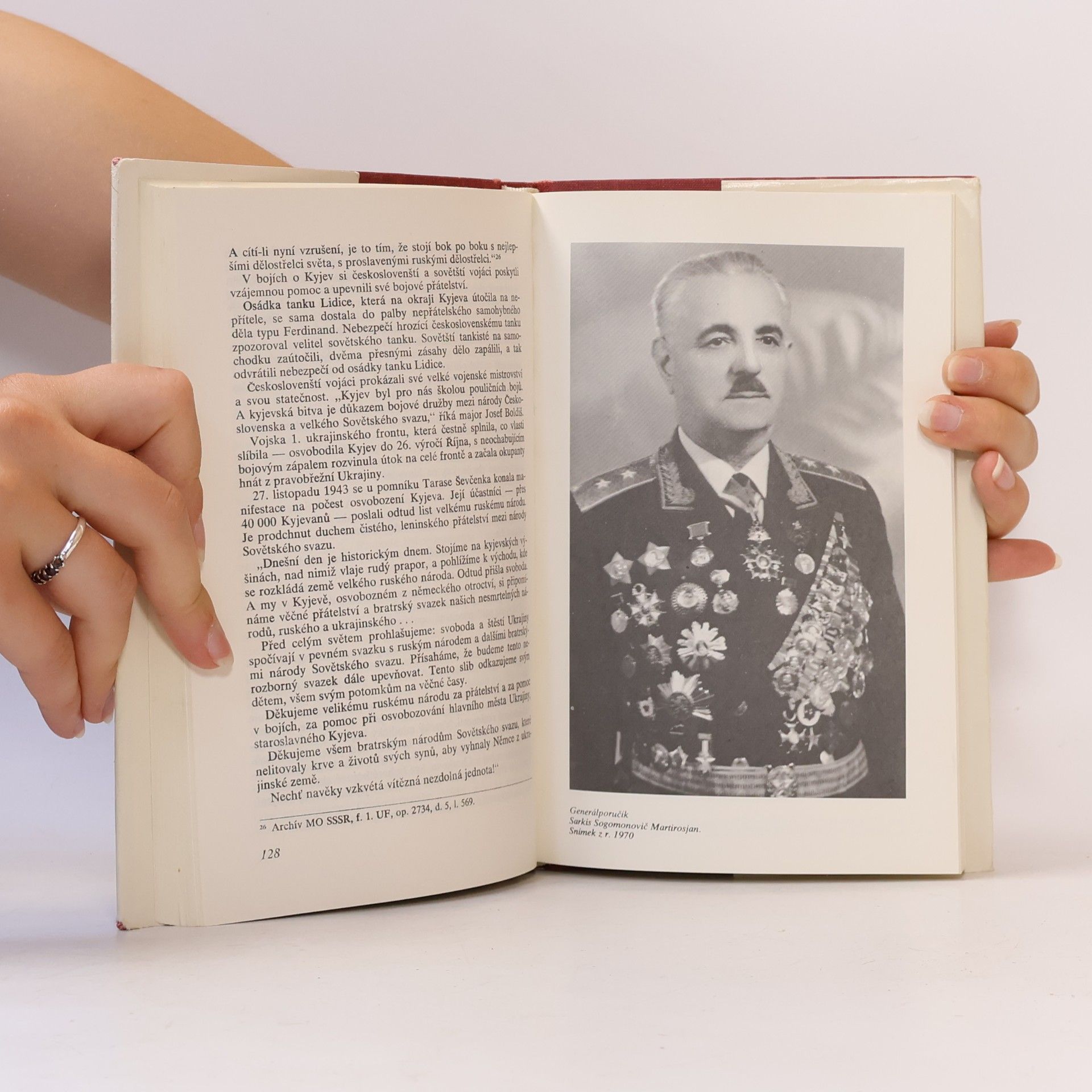 Viktor Muradjan Věren přísaze