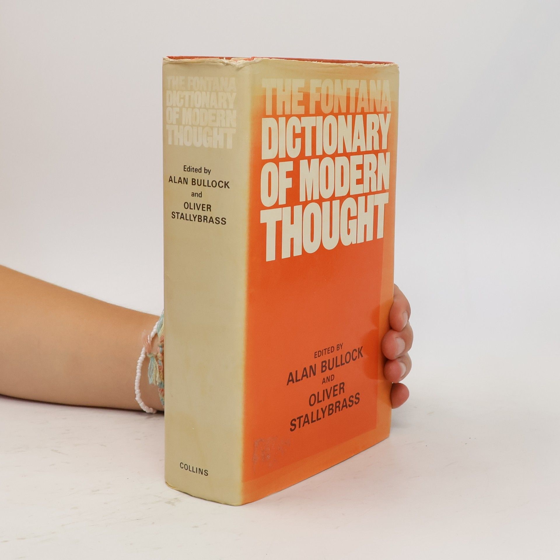 Oliver Stallybras The Fontana Dictionary of Modern Thought