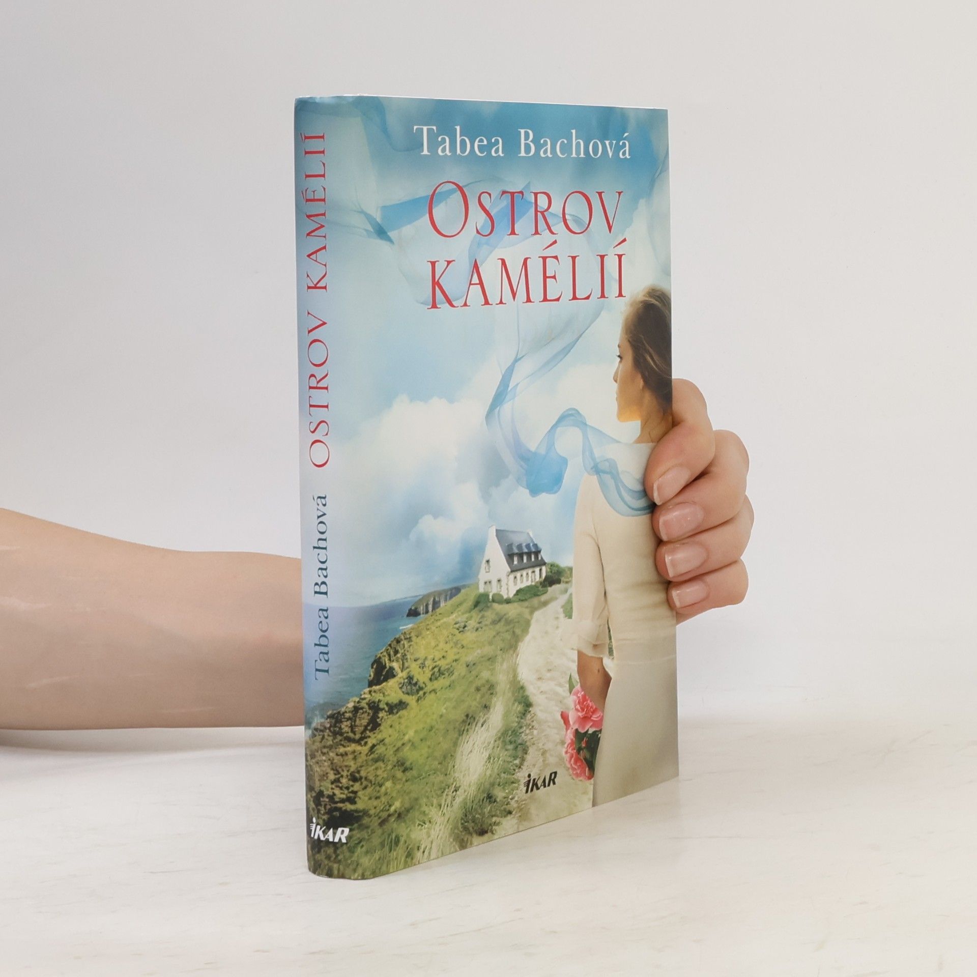 Tabea Bach Ostrov kamélií