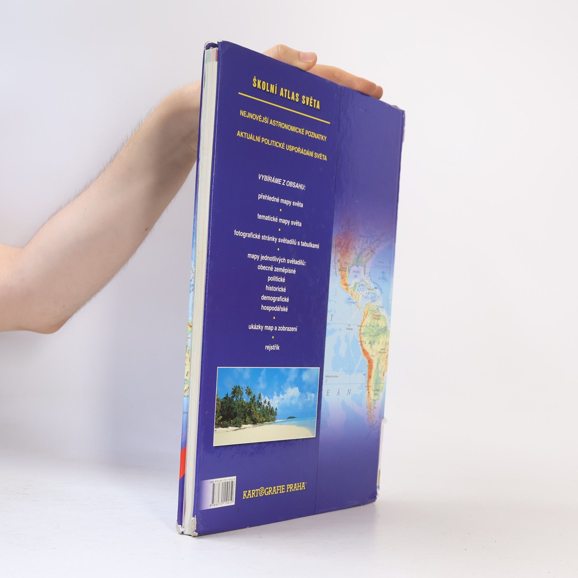 Various authors Školní atlas světa