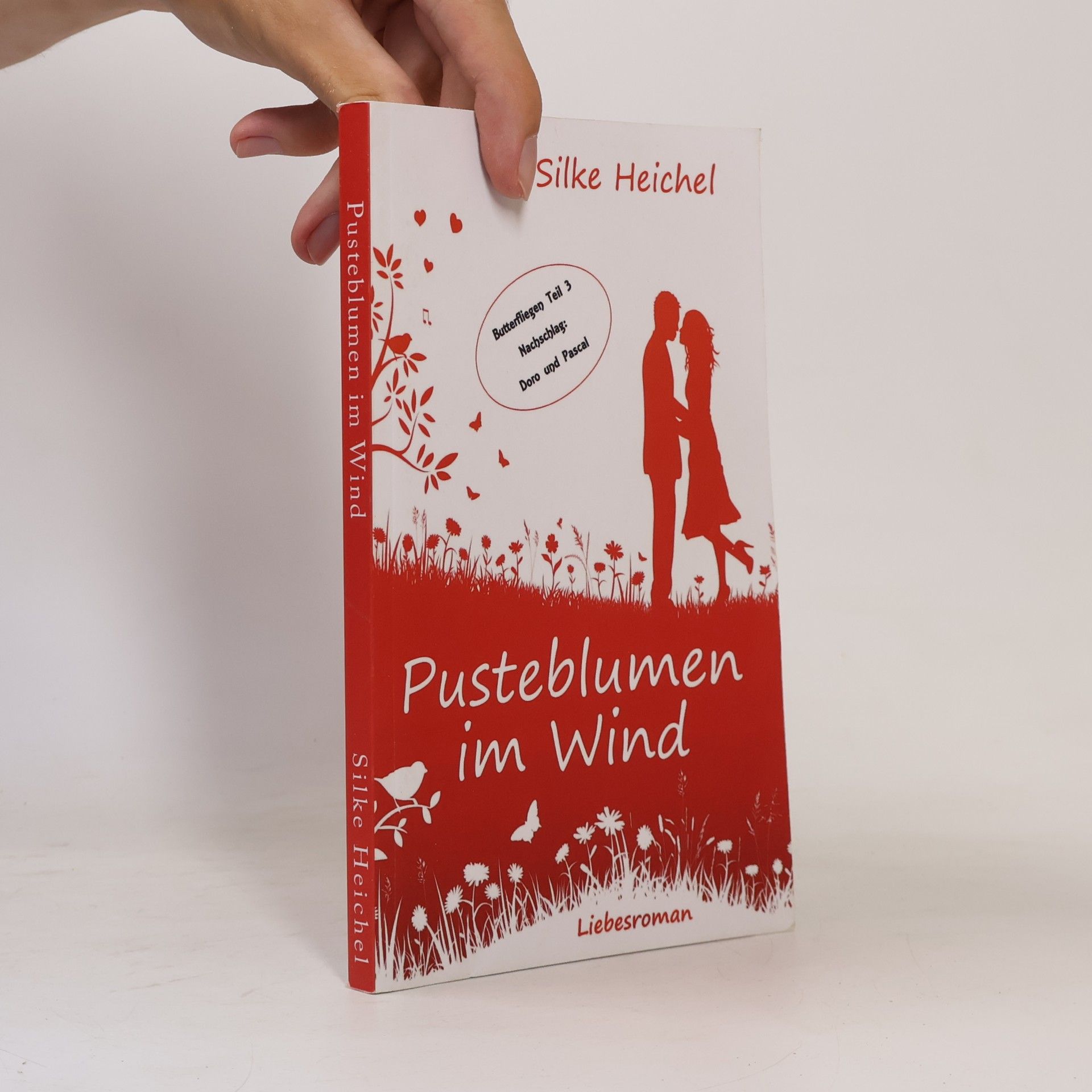 Silke Heichel Butterfliegen - 3: Pusteblumen im Wind