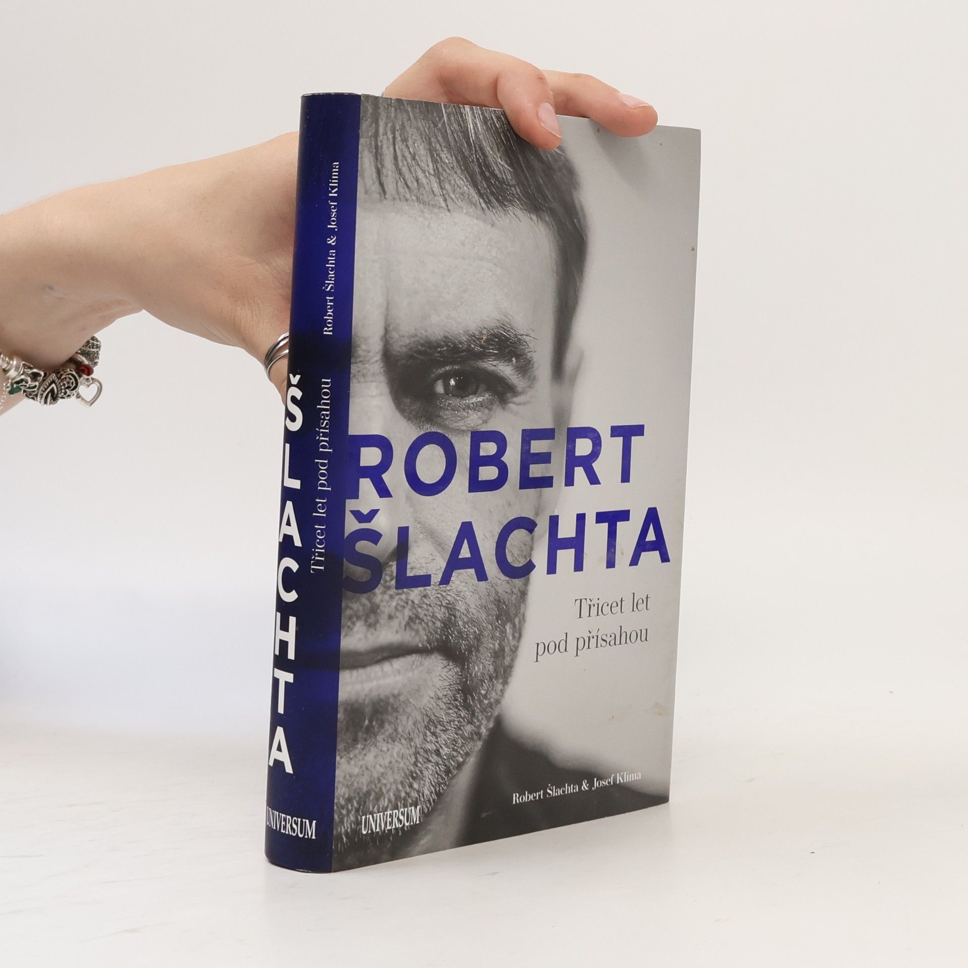 Robert Šlachta Robert Šlachta. Třicet let pod přísahou