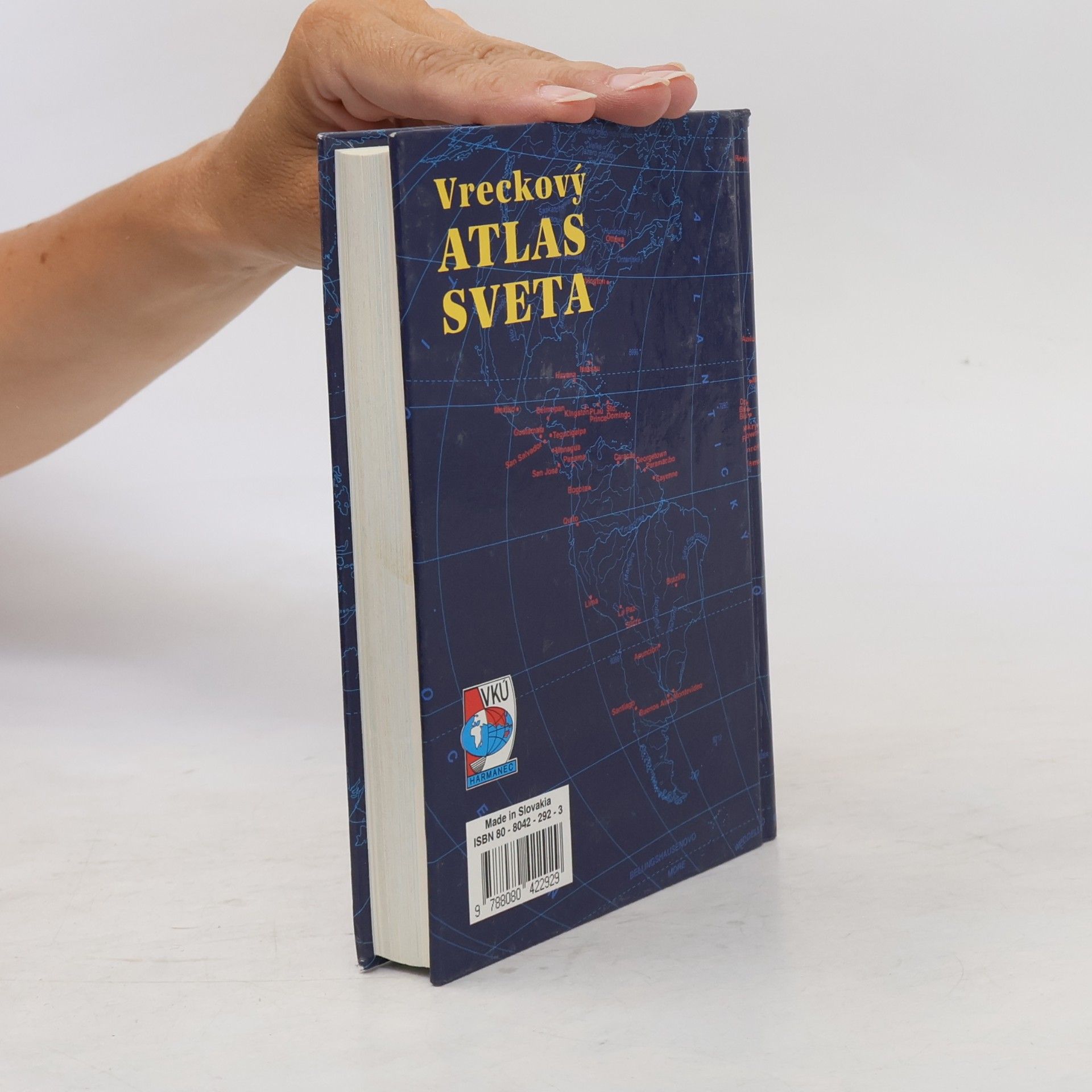 Slovensko) Vojenský kartografický ústav (Harmanec Vreckový atlas sveta