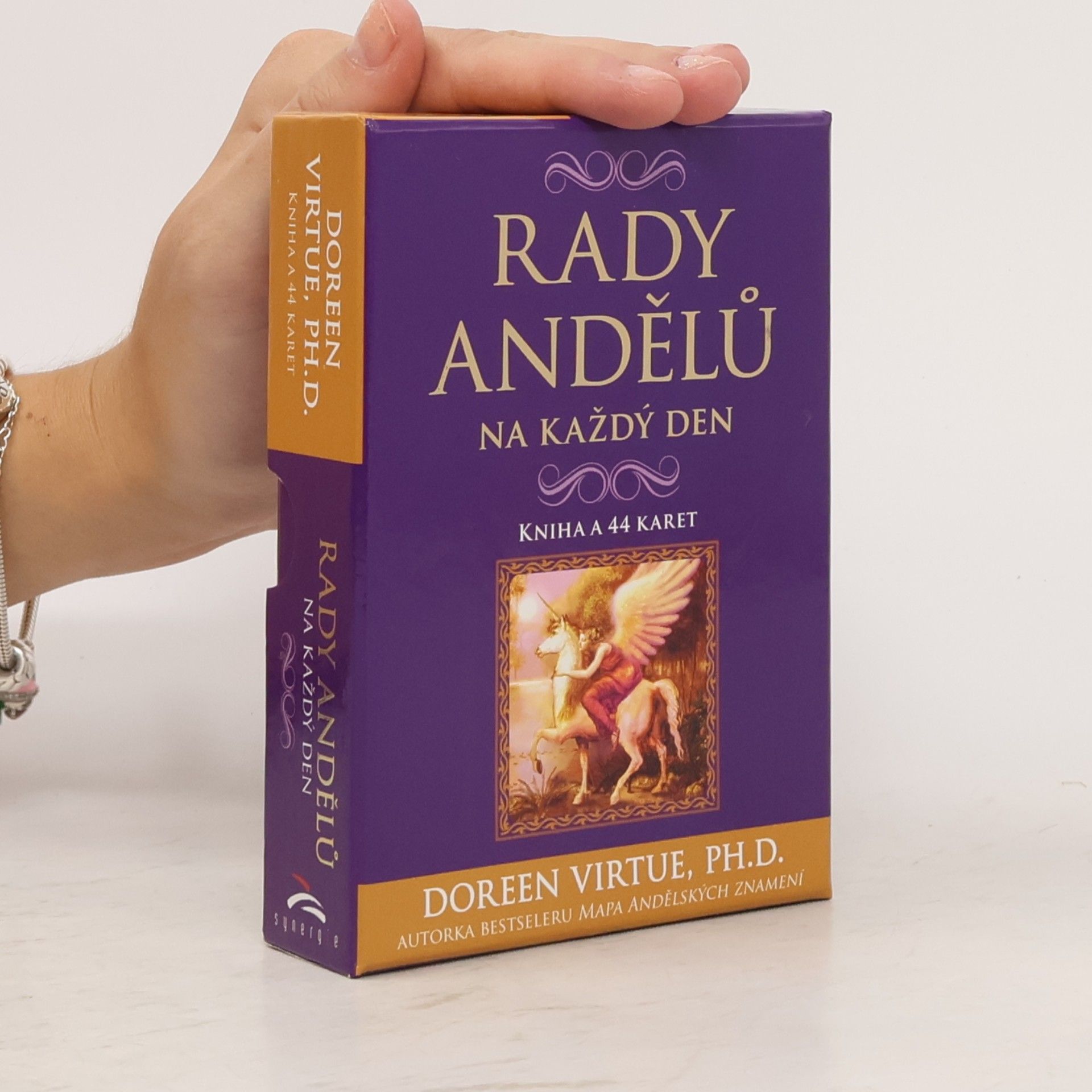 Doreen Virtue Rady andělů na každý den (kniha a 44 karet)