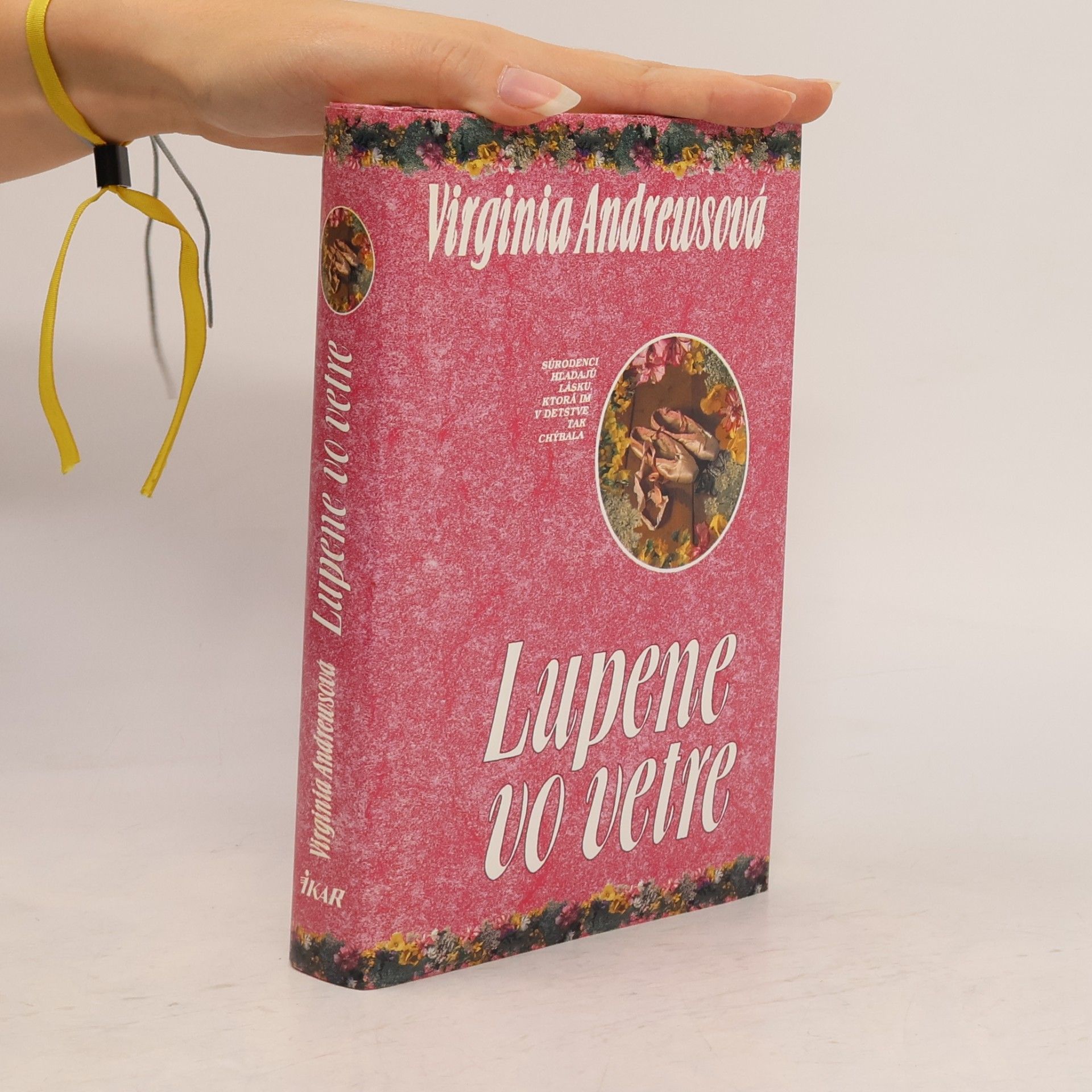 V. C. Andrews Lupene vo vetre