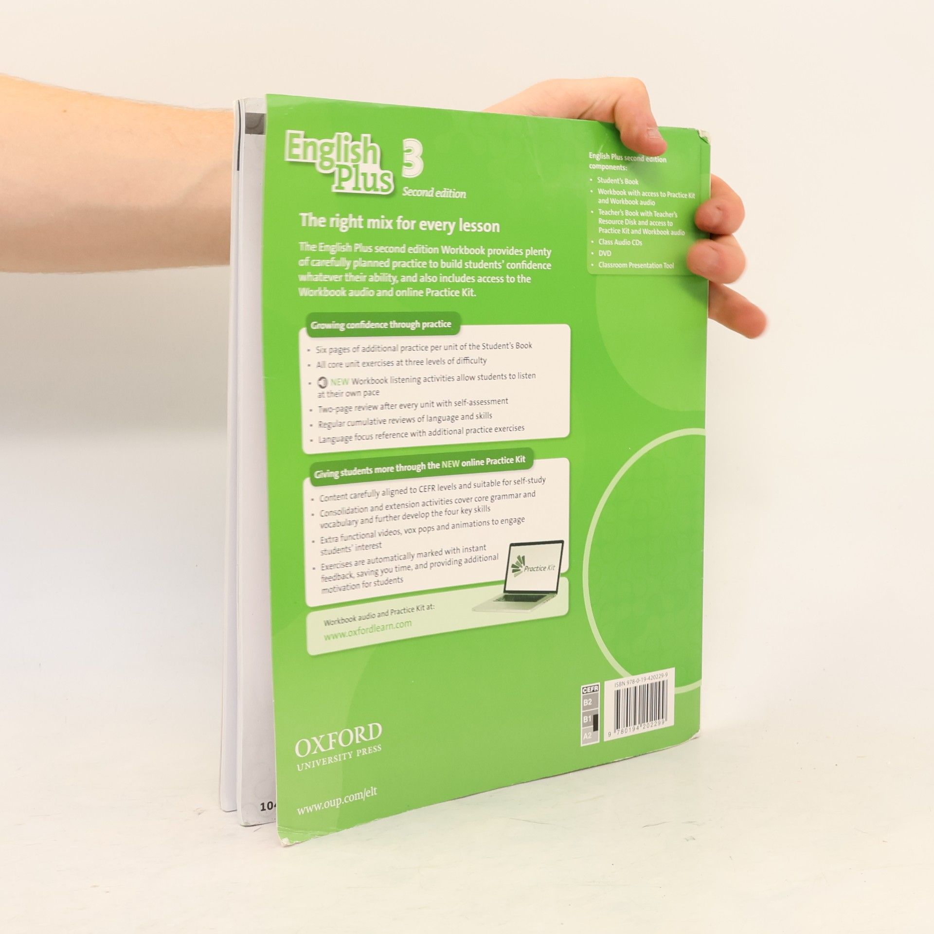 Wetz Ben English Plus Second Edition 3 Workbook