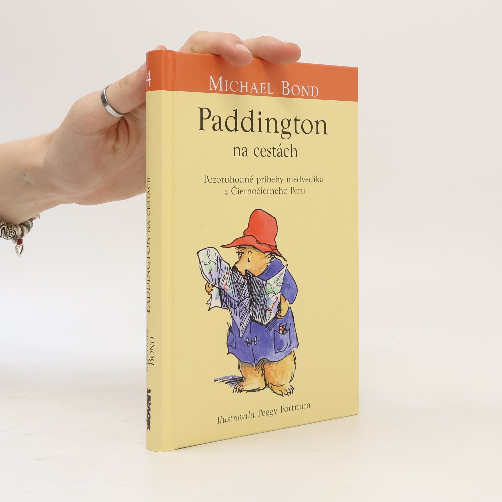 Michael Bond Paddington na cestách