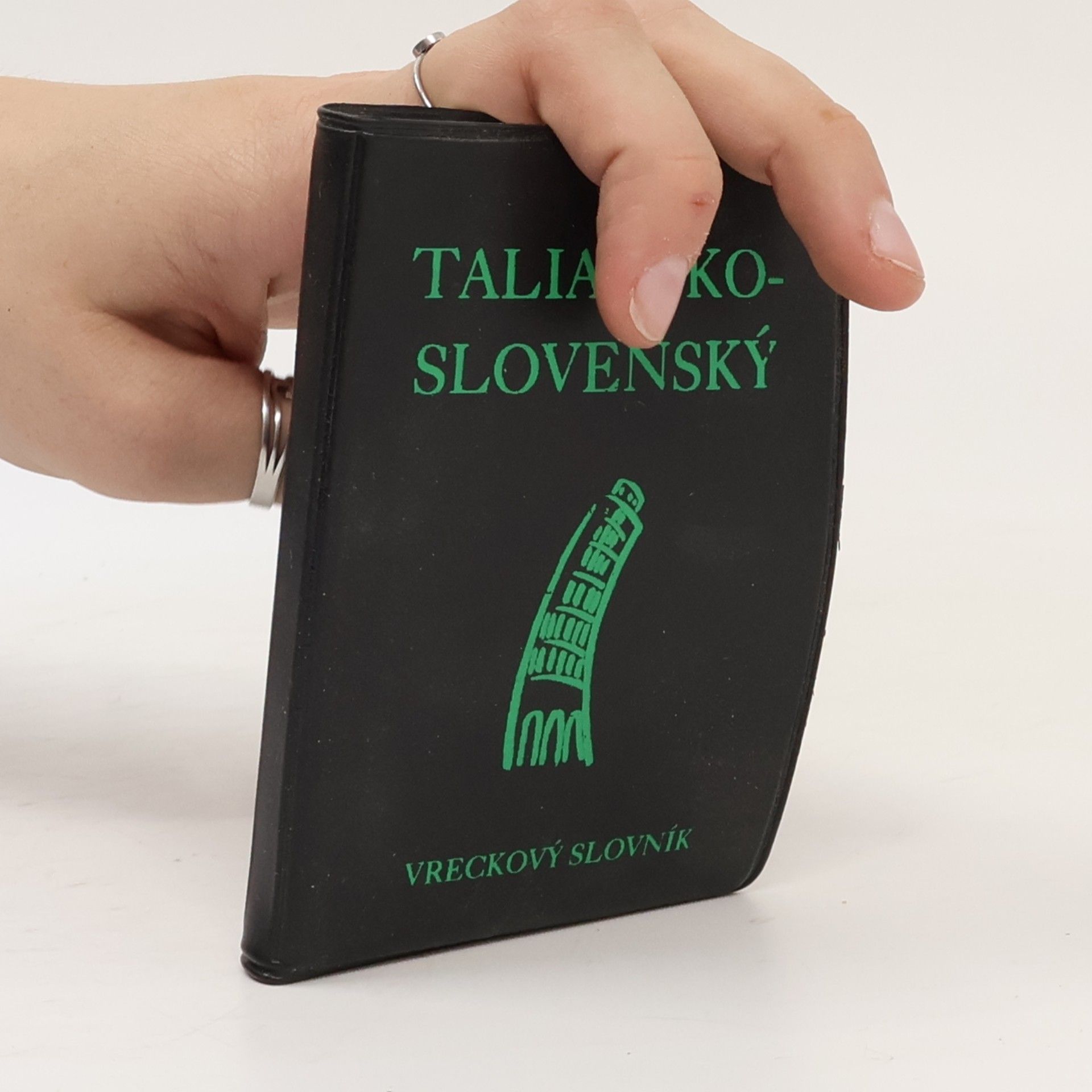 Slovensko-taliansky a taliansko-slovenský vreckový slovník