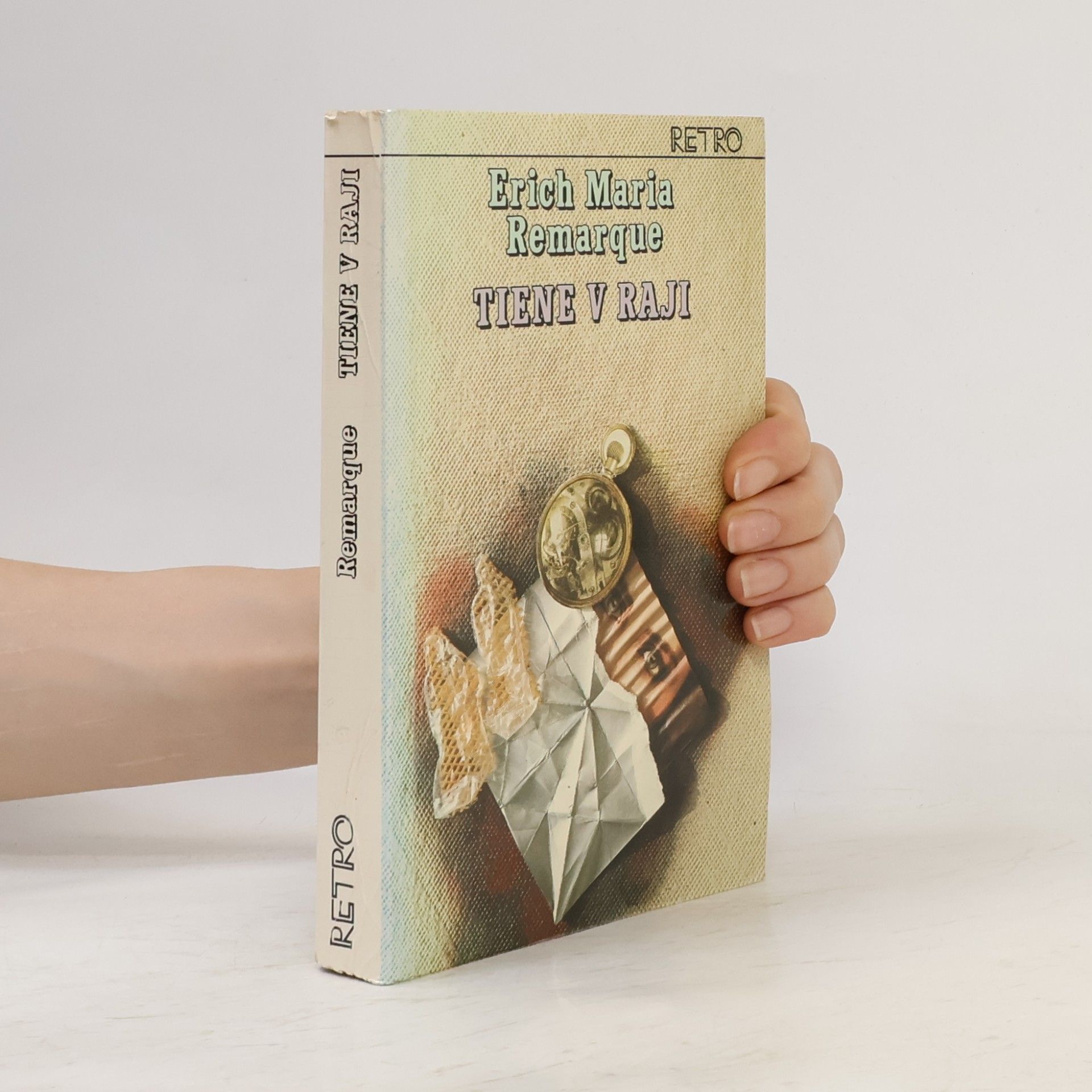 Erich Maria Remarque Tiene v raji