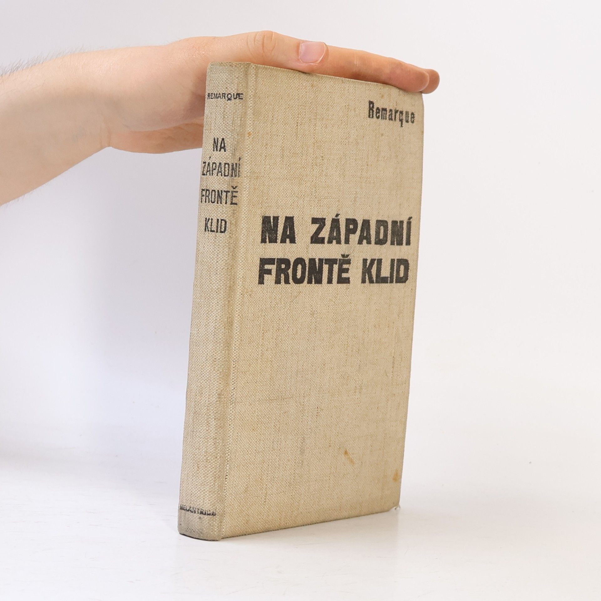 Erich Maria Remarque Na západní frontě klid