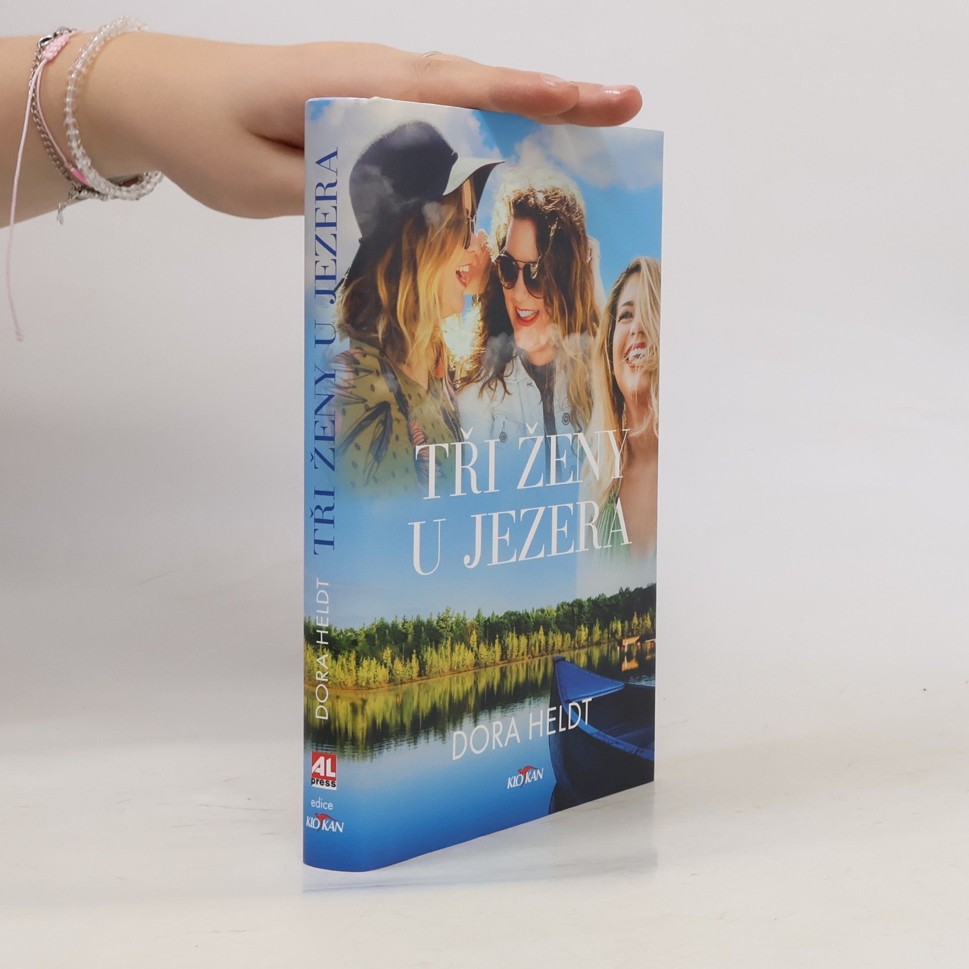 Dora Heldt Tři ženy u jezera