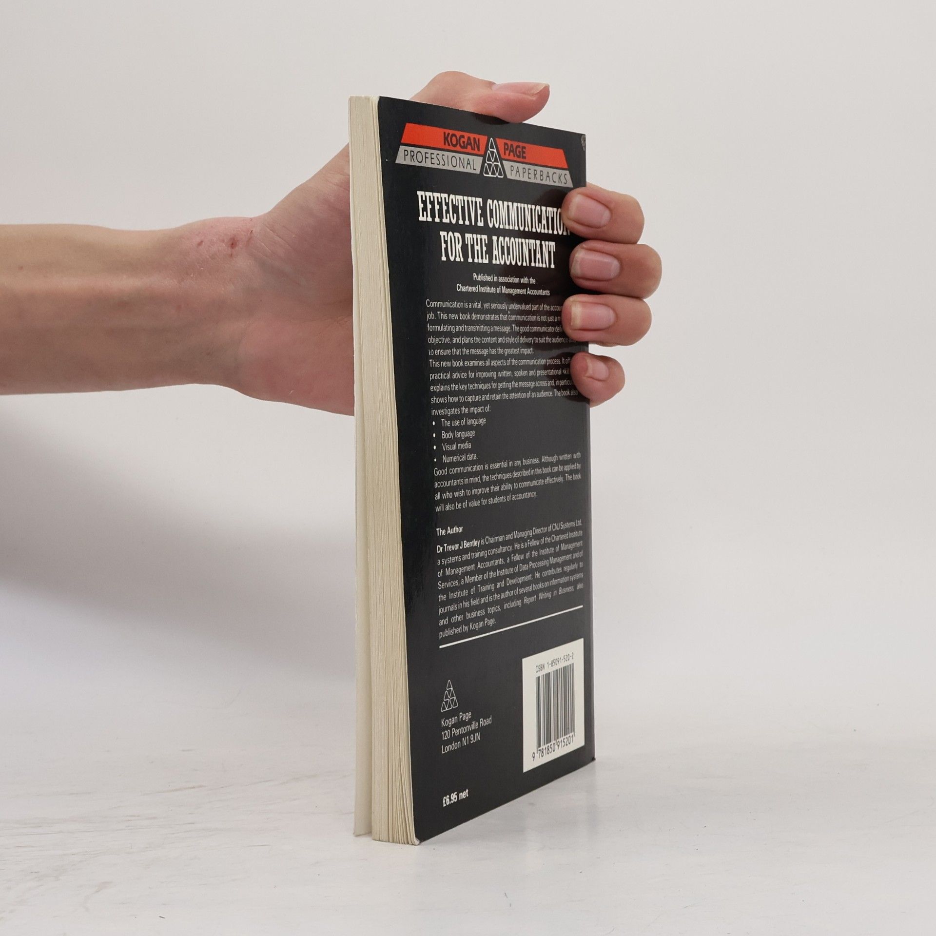 Trevor J. Bentley Professional Paperbacks: Effective Communication for the Accountant