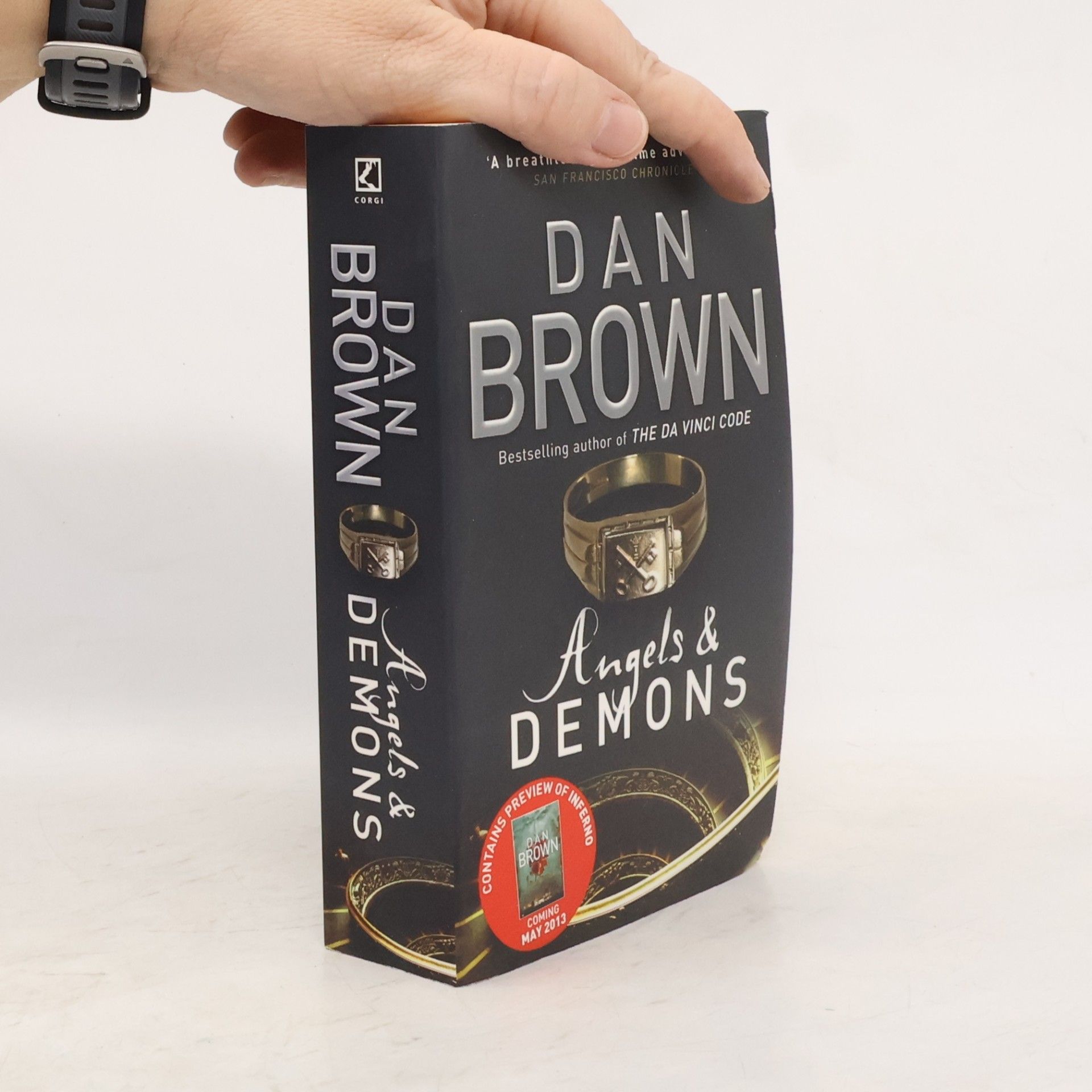 Dan Brown Angels & Demons