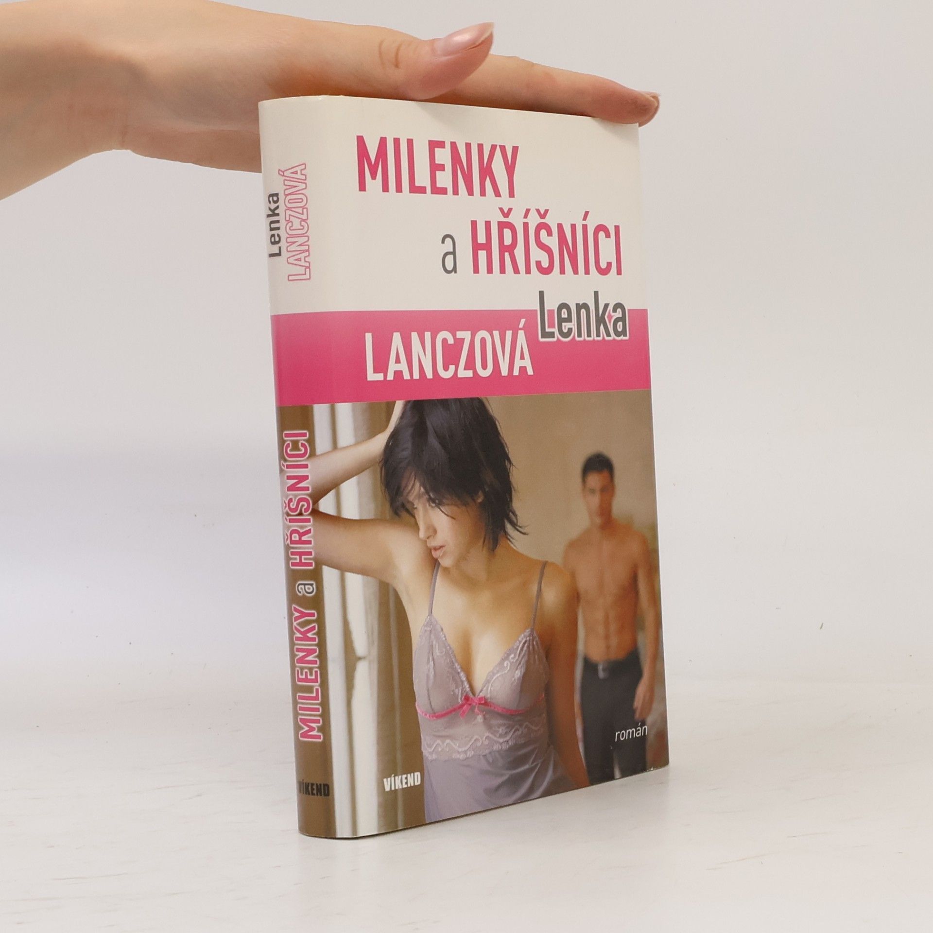 Lenka Lanczová Milenky a hříšníci