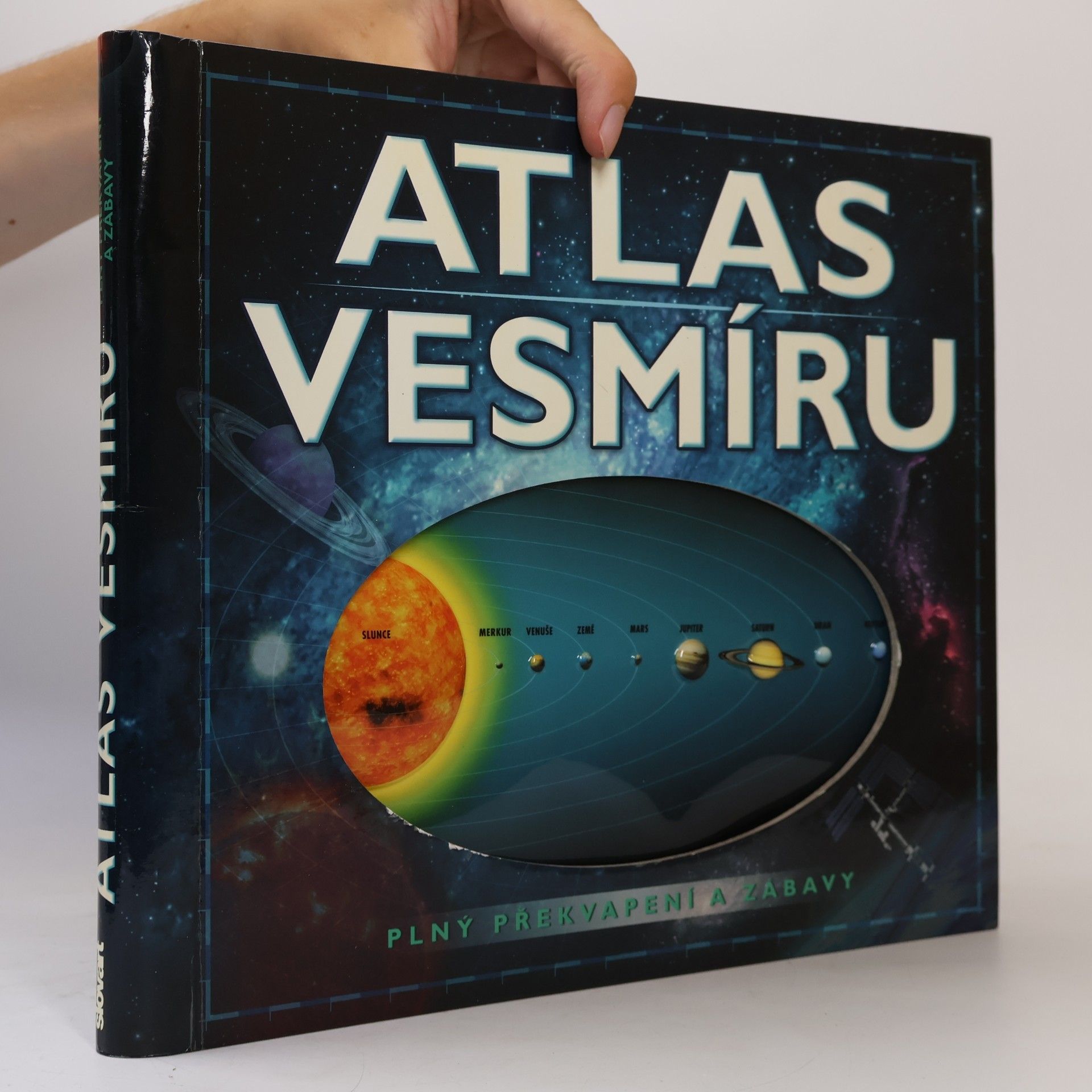 Atlas vesmíru : plný překvapení a zábavy