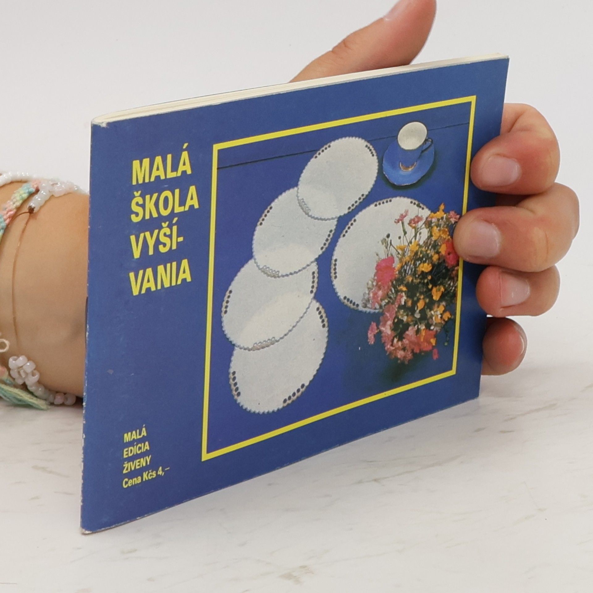 Slavomír Žídek Malá škola vyšívania